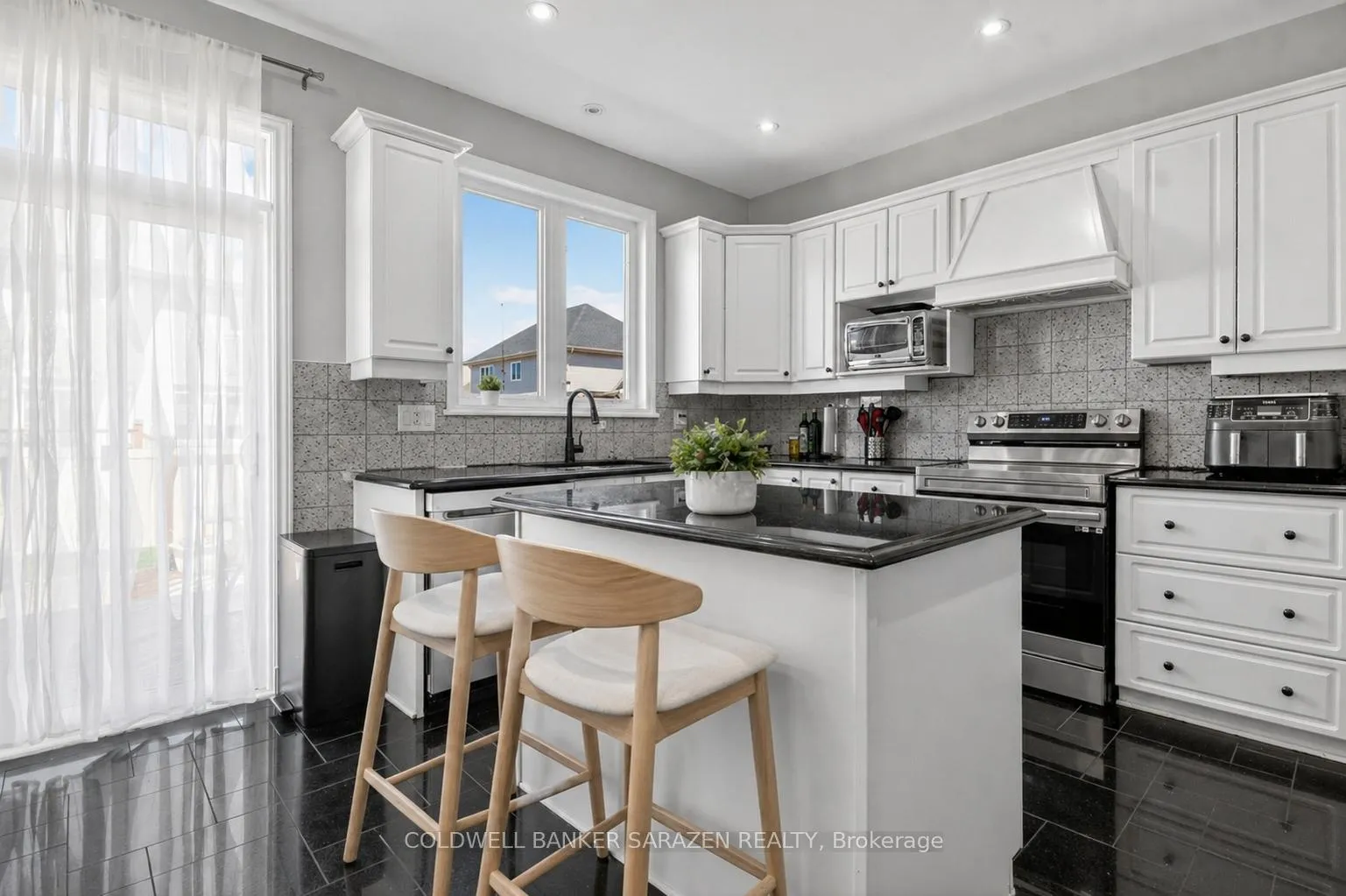 Photo 11 of 149 August Lily Crescent, Ottawa, Riverside South/Gloucester Glen — HOMEH