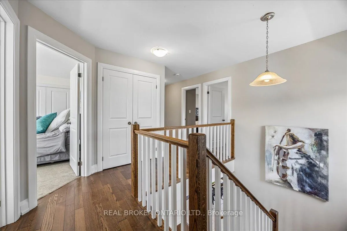 Photo 13 of 215 Centre Street, Clearview, Stayner — HOMEH
