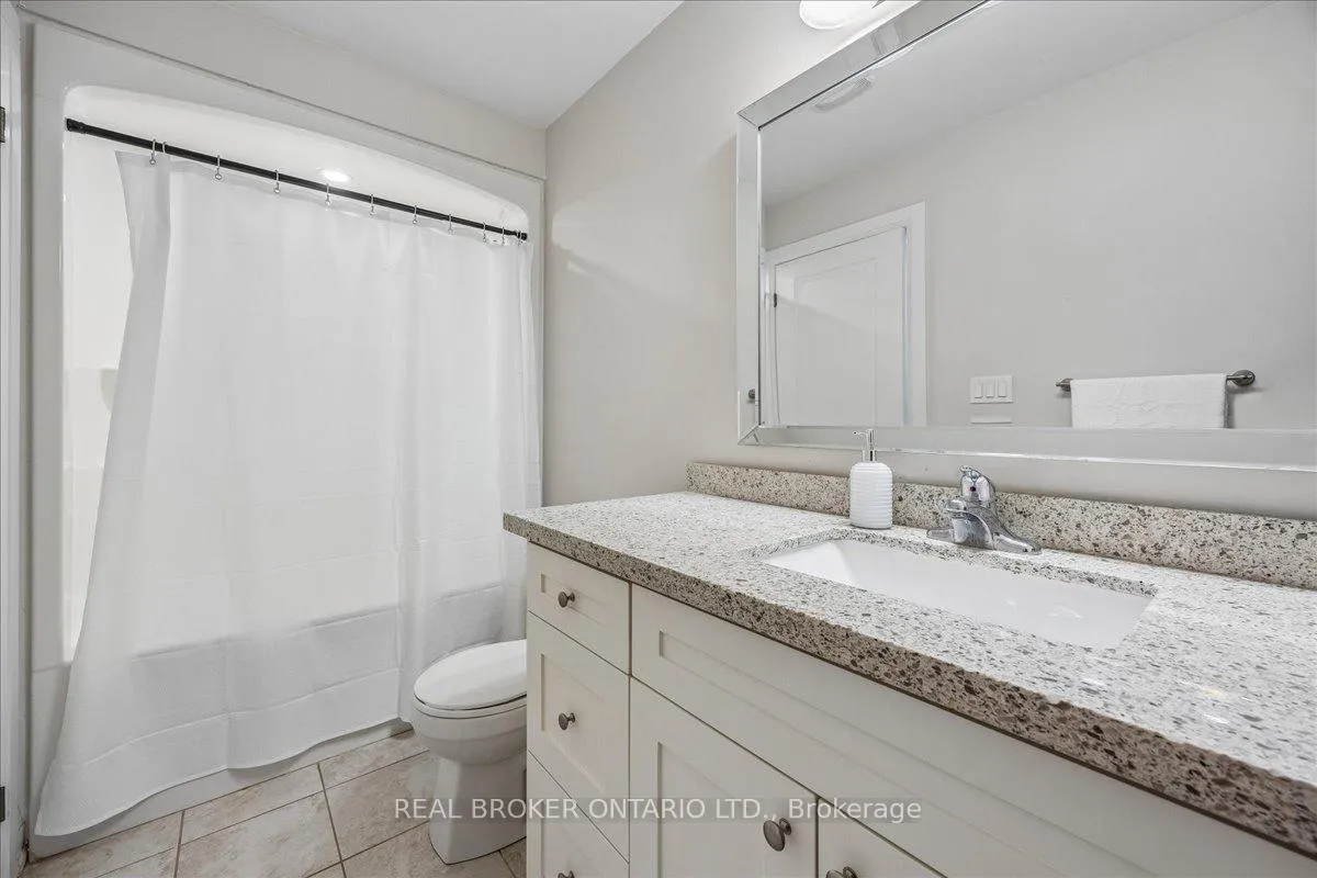 Photo 20 of 215 Centre Street, Clearview, Stayner — HOMEH