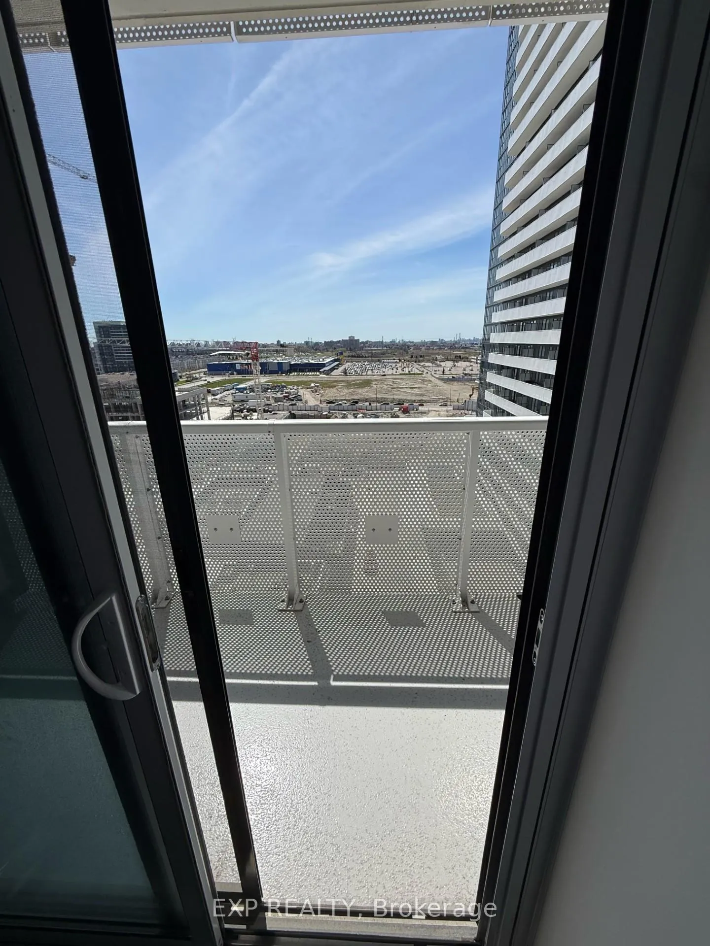 Photo 7 of Unit 1005, 225 Commerce Street, Vaughan, Vaughan Corporate Centre — HOMEH