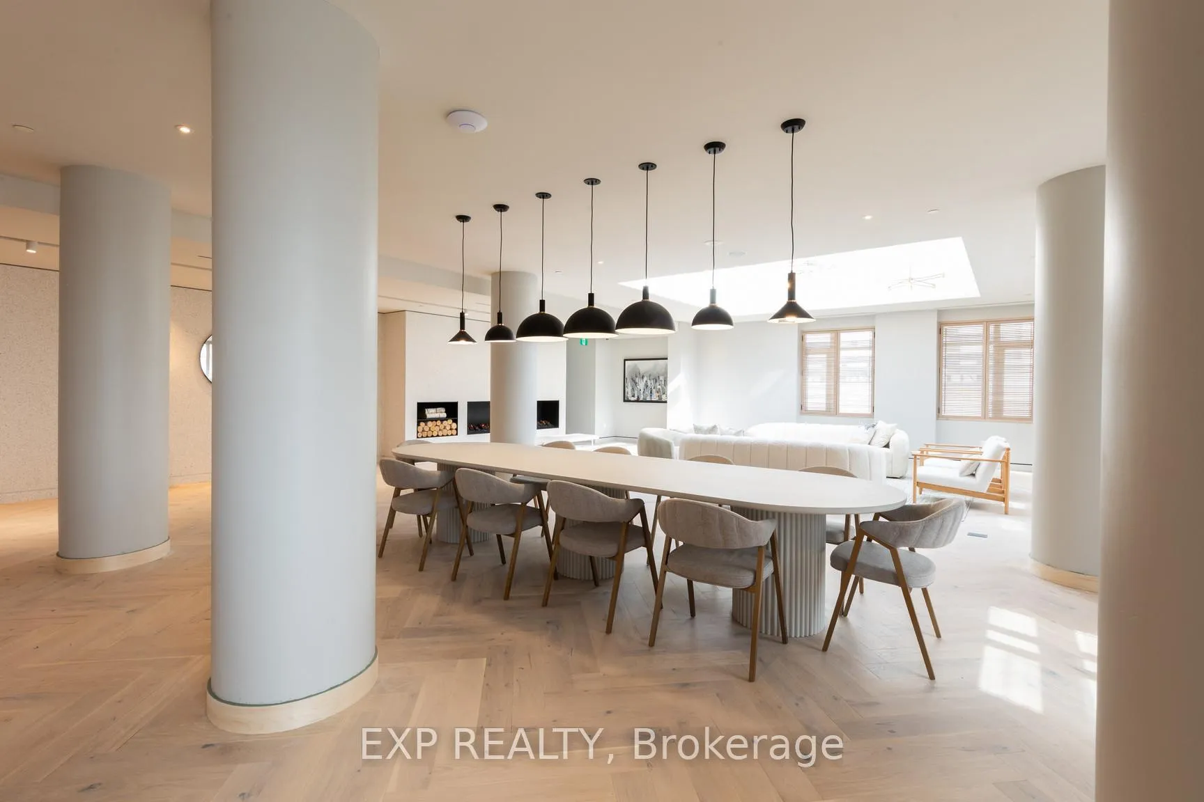 Photo 10 of Unit 1005, 225 Commerce Street, Vaughan, Vaughan Corporate Centre — HOMEH