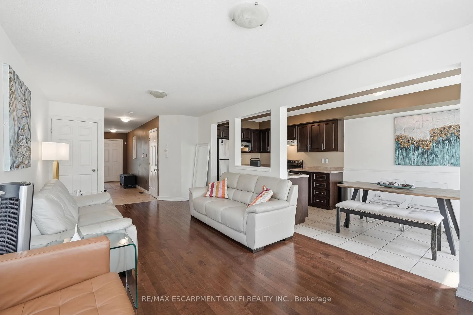 Photo 8 of Unit 7, 307 Highway 8, Hamilton, Stoney Creek — HOMEH