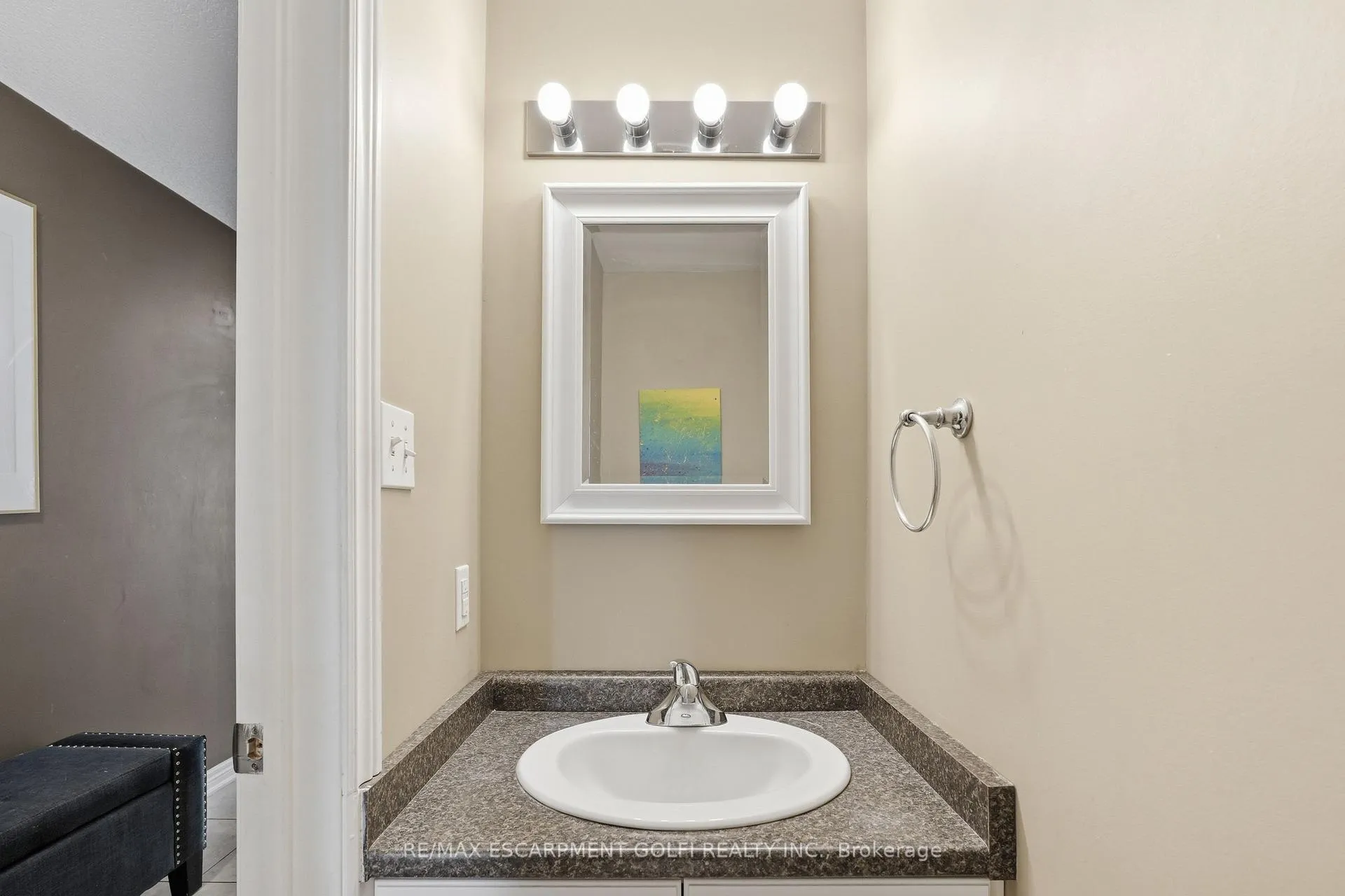Photo 16 of Unit 7, 307 Highway 8, Hamilton, Stoney Creek — HOMEH