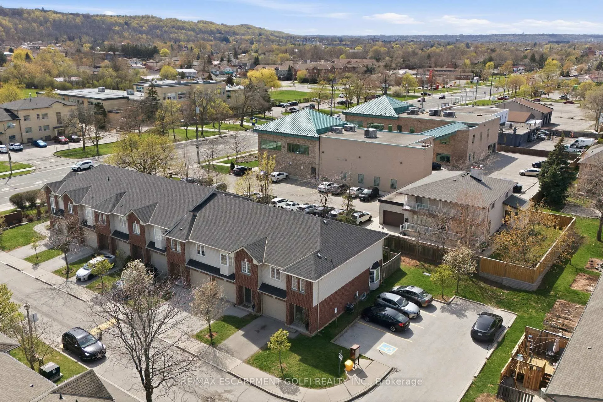 Photo 36 of Unit 7, 307 Highway 8, Hamilton, Stoney Creek — HOMEH