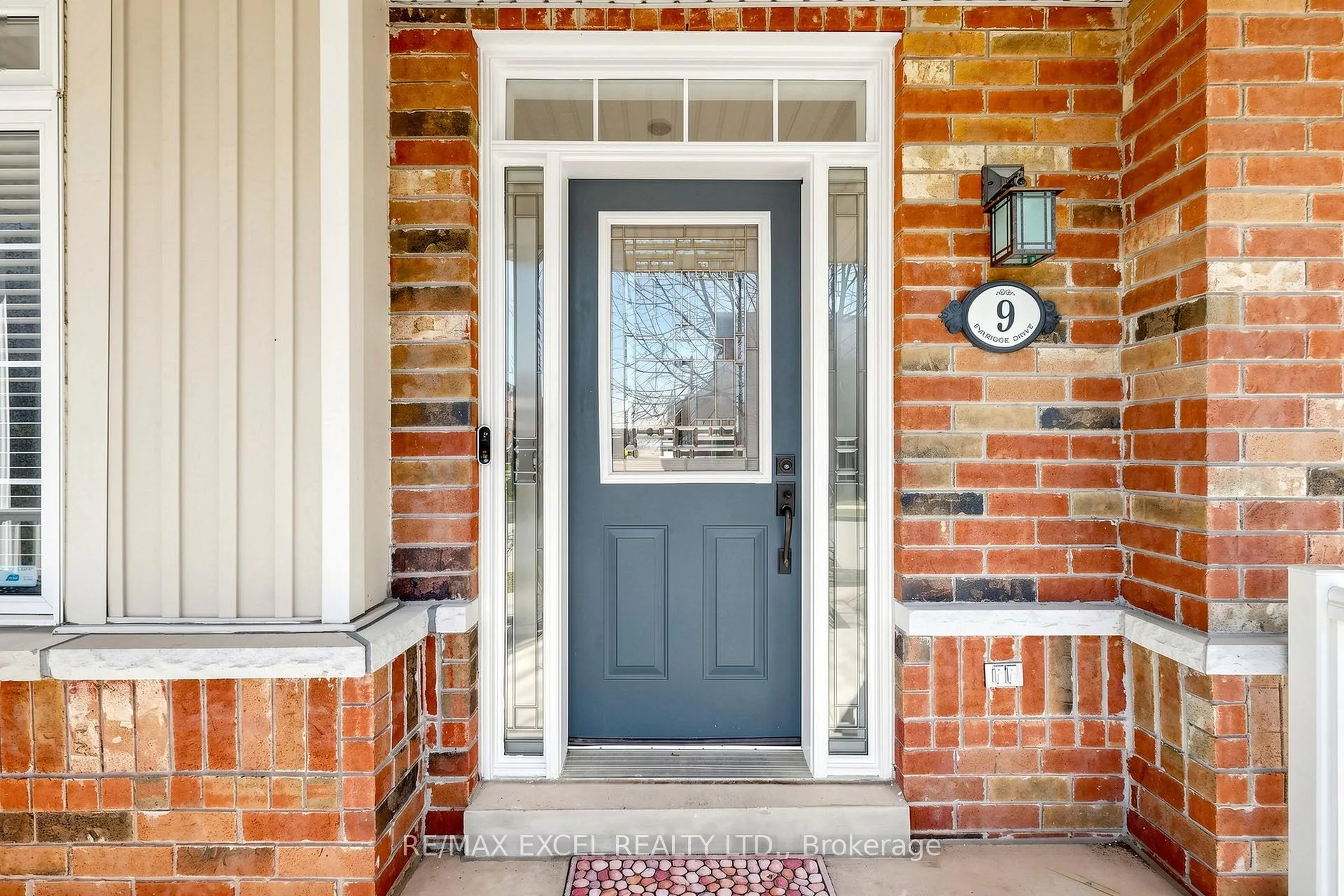 Photo 3 of 9 Evaridge Drive, Markham, Cornell — HOMEH
