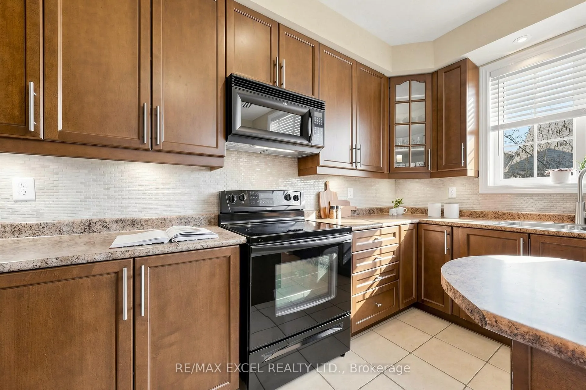 Photo 16 of 9 Evaridge Drive, Markham, Cornell — HOMEH