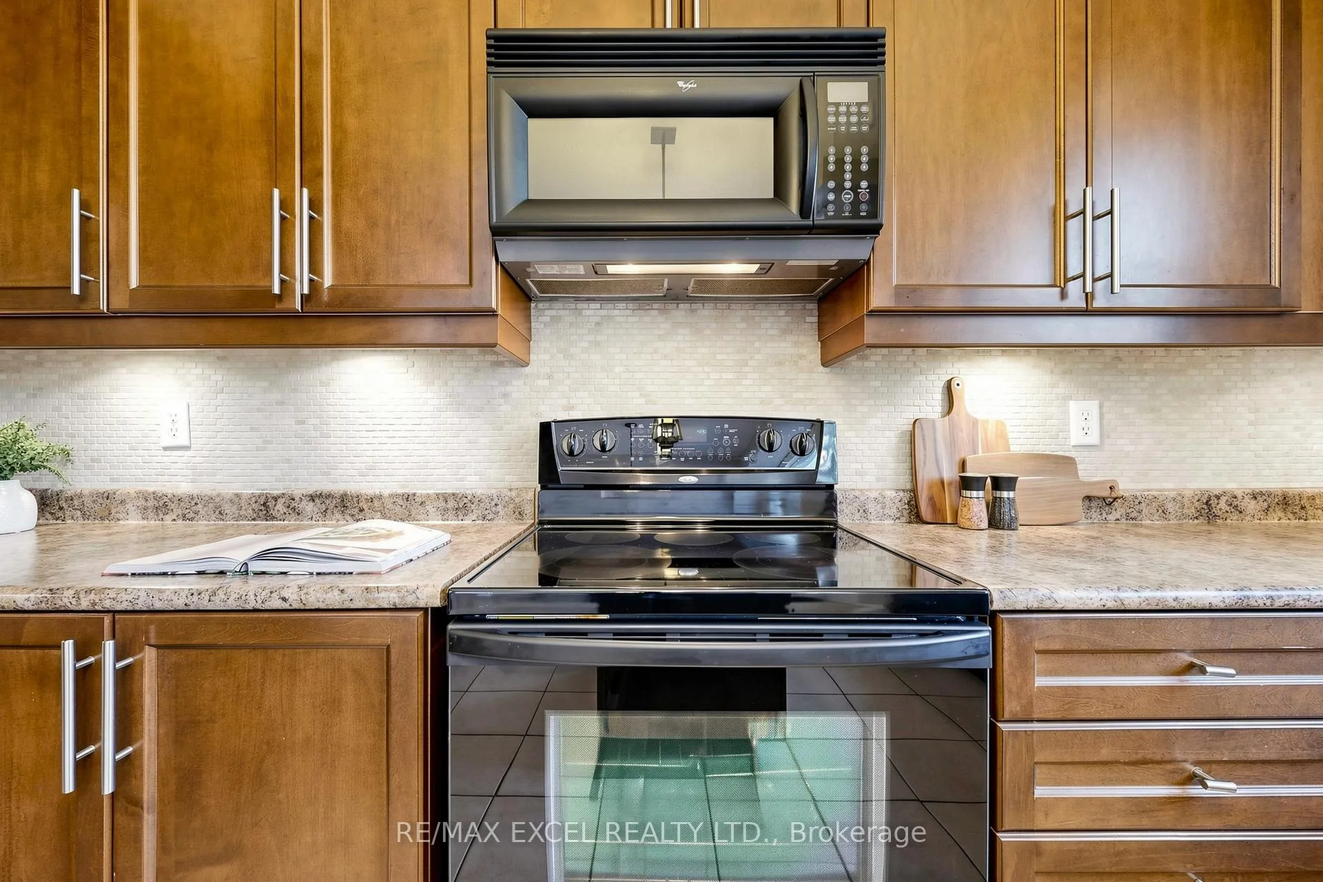 Photo 17 of 9 Evaridge Drive, Markham, Cornell — HOMEH