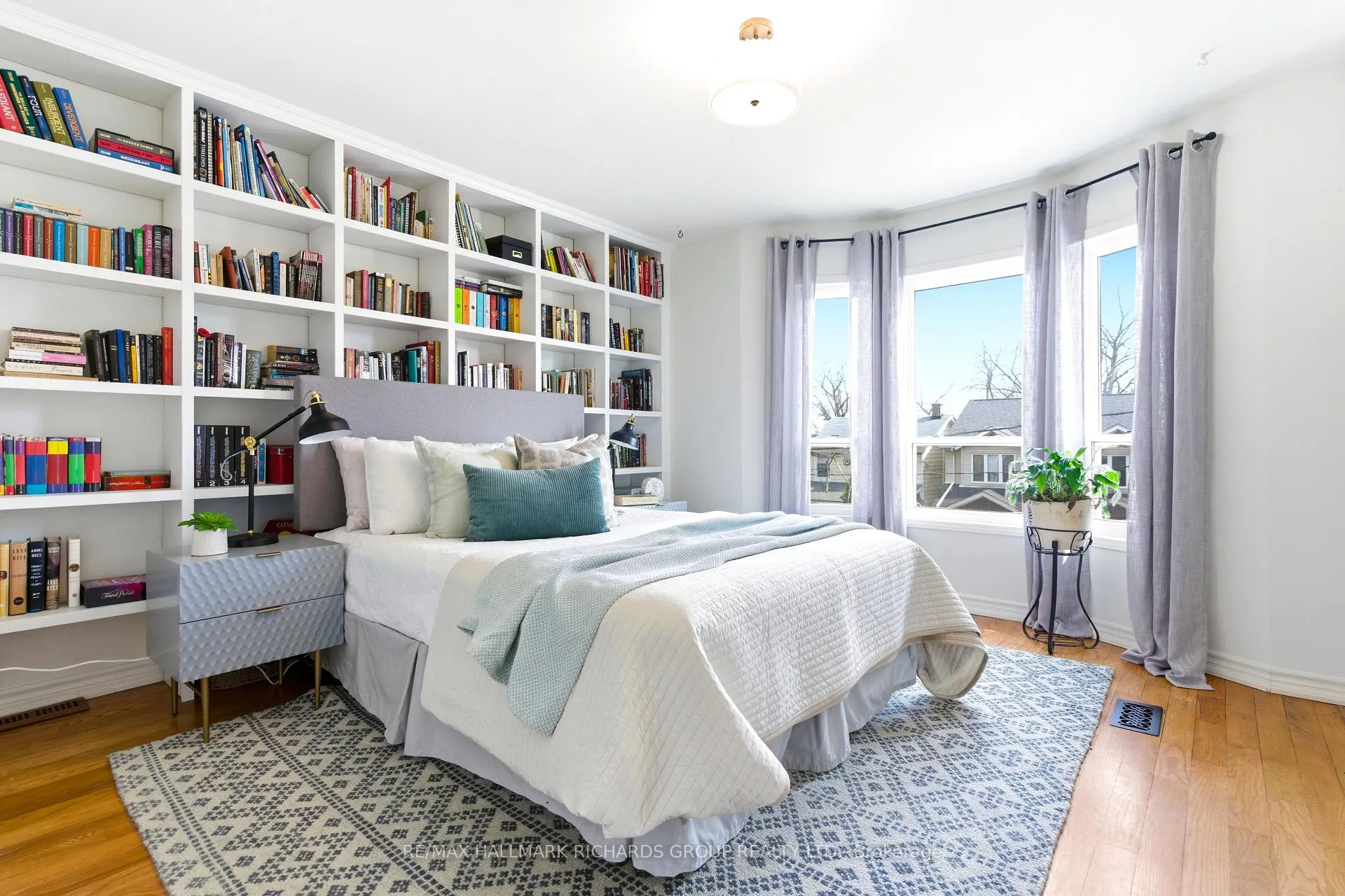 Photo 13 of 38 Burgess Avenue, Toronto, East End-Danforth — HOMEH