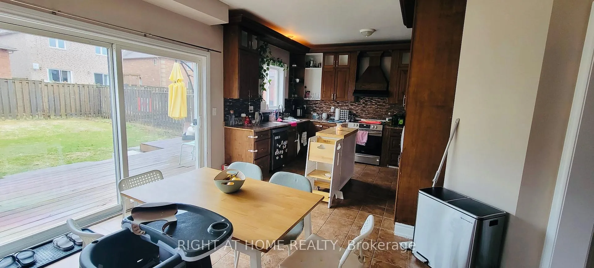 Photo 7 of 1215 Lowrie Street, Innisfil, Alcona — HOMEH