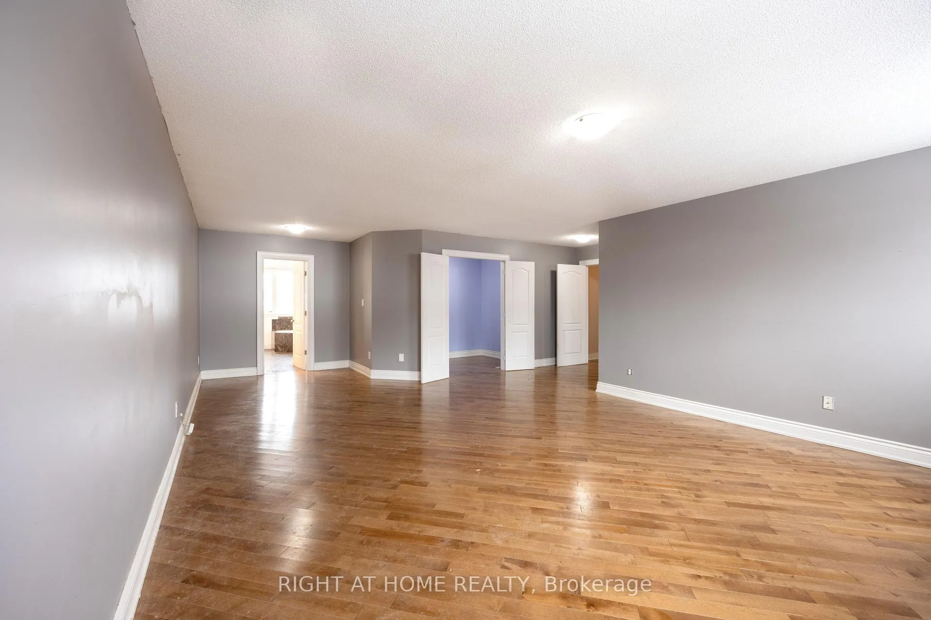 Photo 19 of 1215 Lowrie Street, Innisfil, Alcona — HOMEH