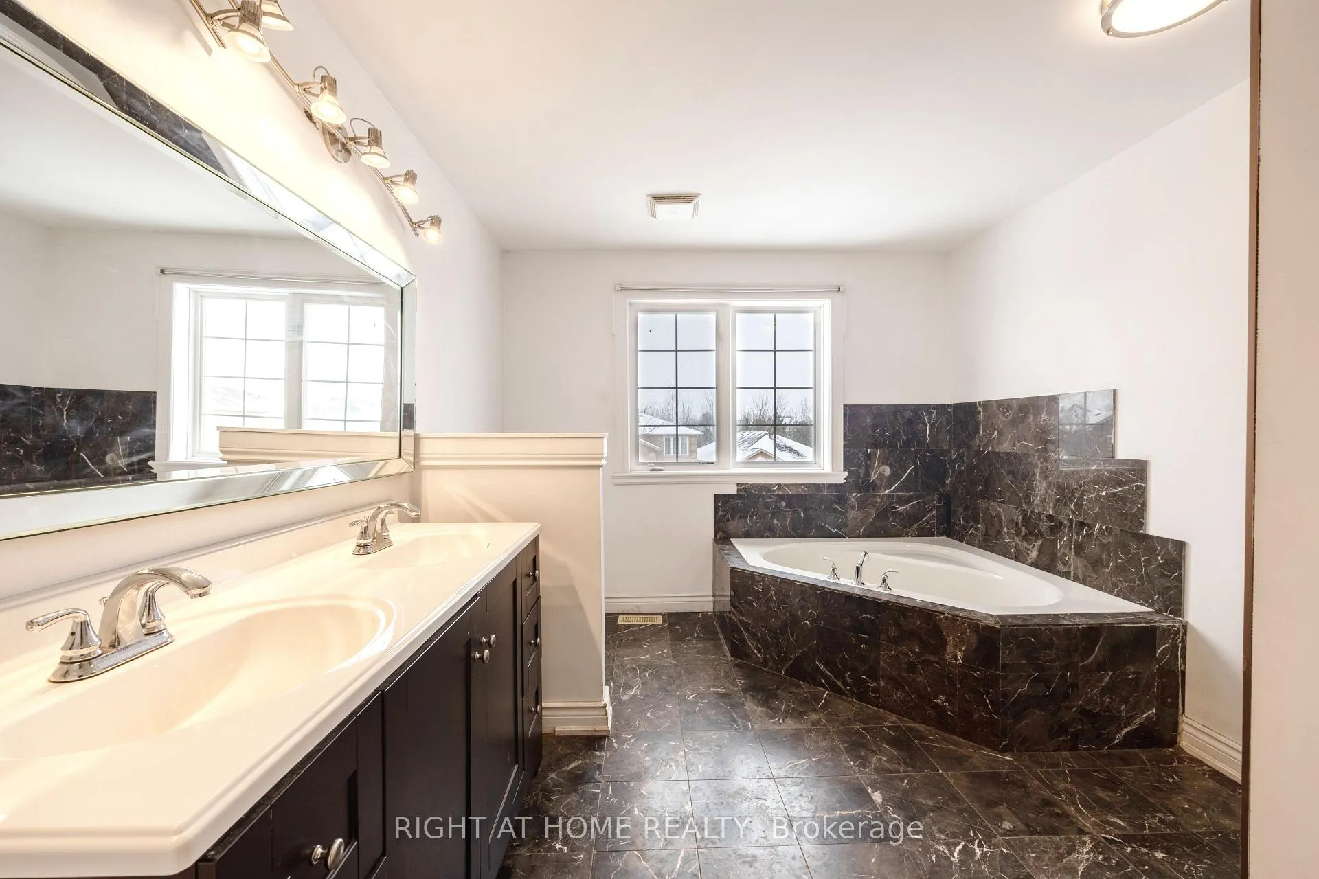 Photo 20 of 1215 Lowrie Street, Innisfil, Alcona — HOMEH