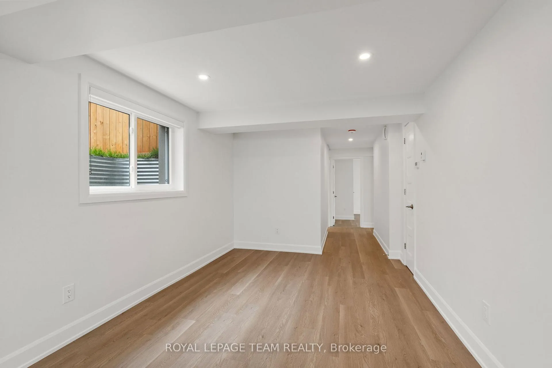 Photo 10 of Unit B, 636 Mutual Street, Ottawa, Castle Heights/Rideau High — HOMEH