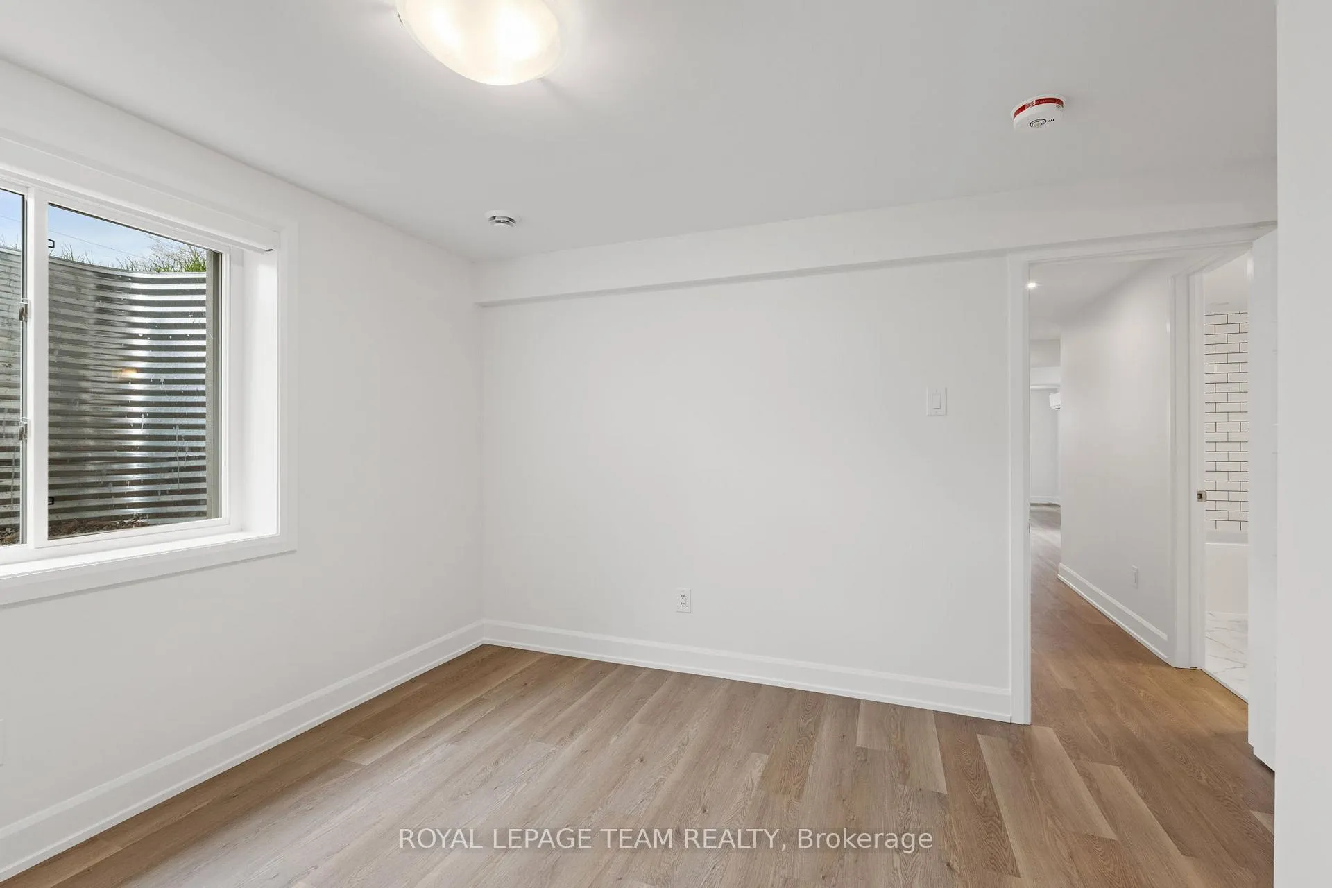 Photo 19 of Unit B, 636 Mutual Street, Ottawa, Castle Heights/Rideau High — HOMEH