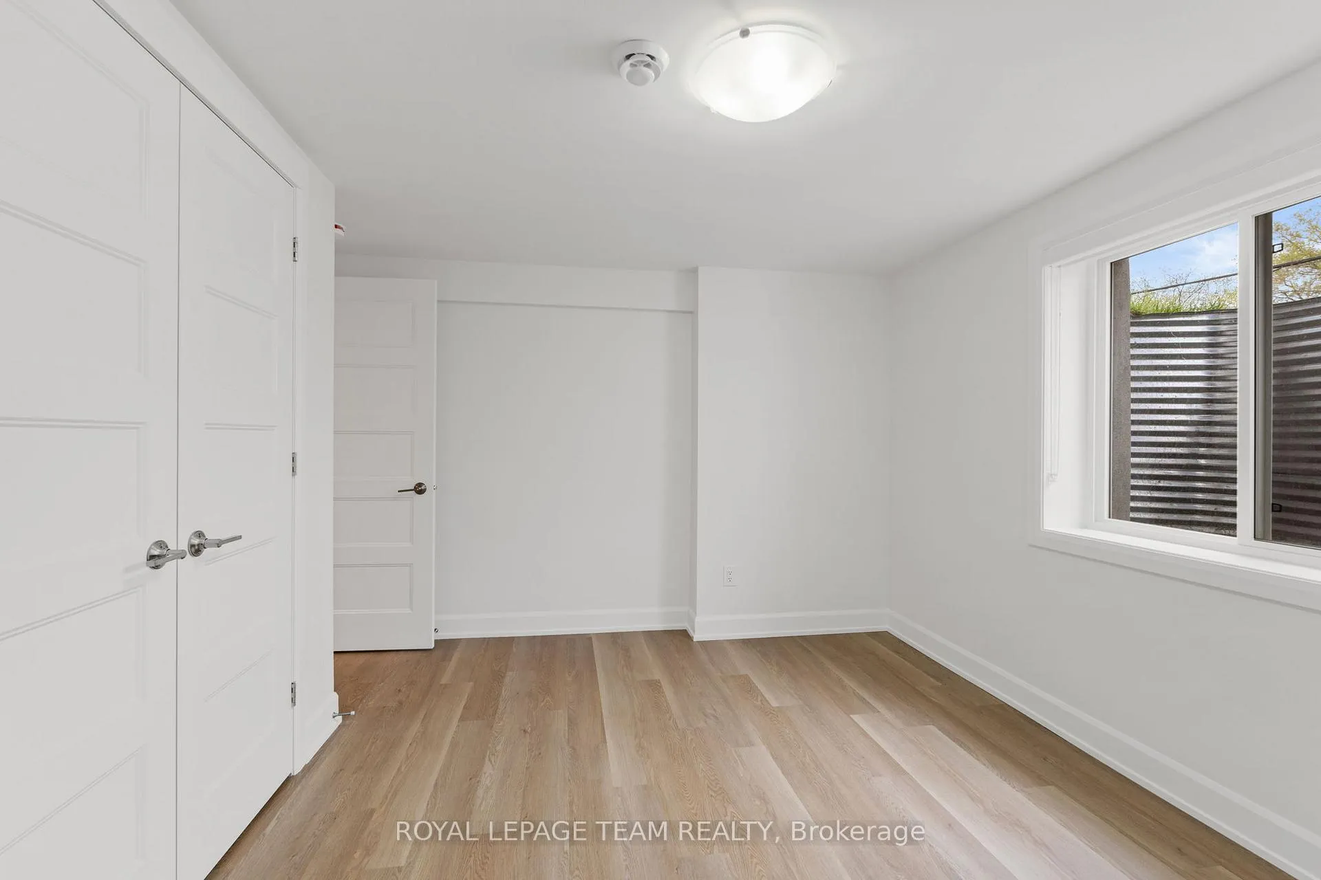 Photo 23 of Unit B, 636 Mutual Street, Ottawa, Castle Heights/Rideau High — HOMEH