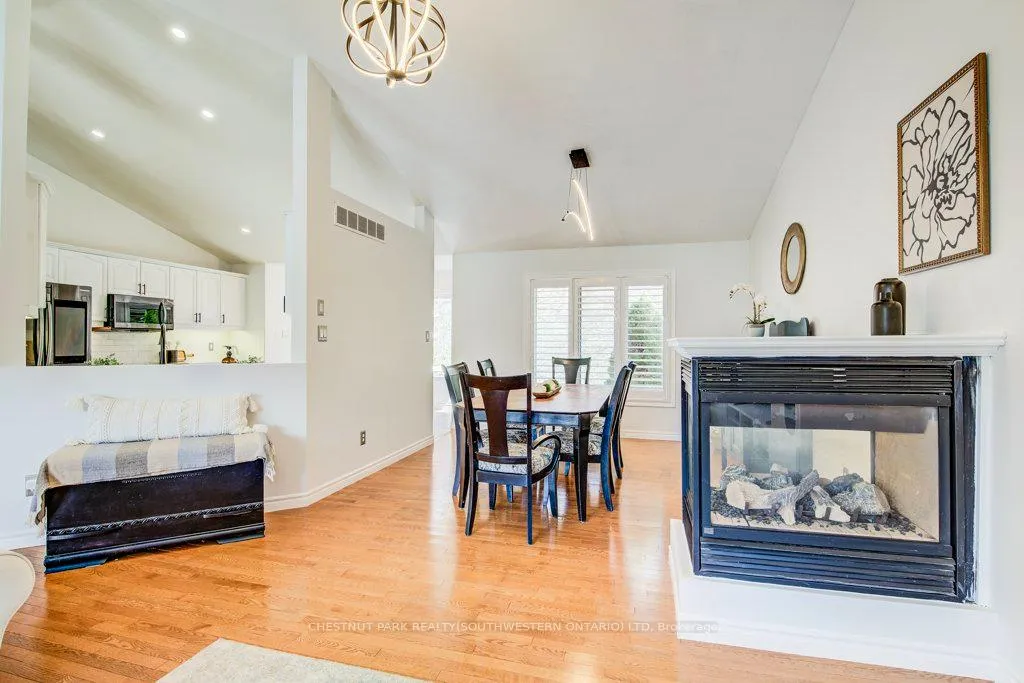 Photo 12 of 219 Mitchell Street, North Dumfries — HOMEH