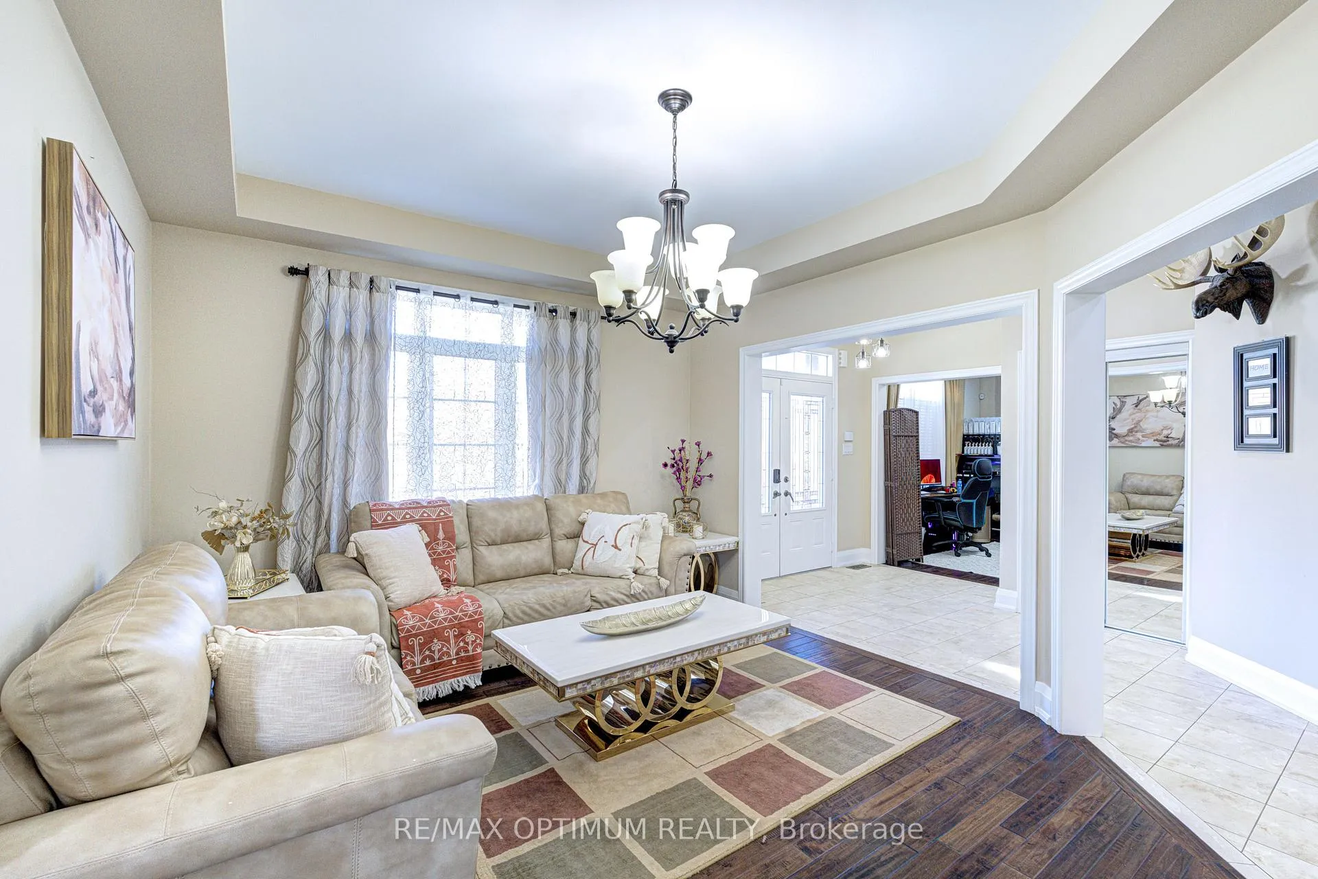 Photo 8 of 169 Barber Drive, Halton Hills, Georgetown — HOMEH