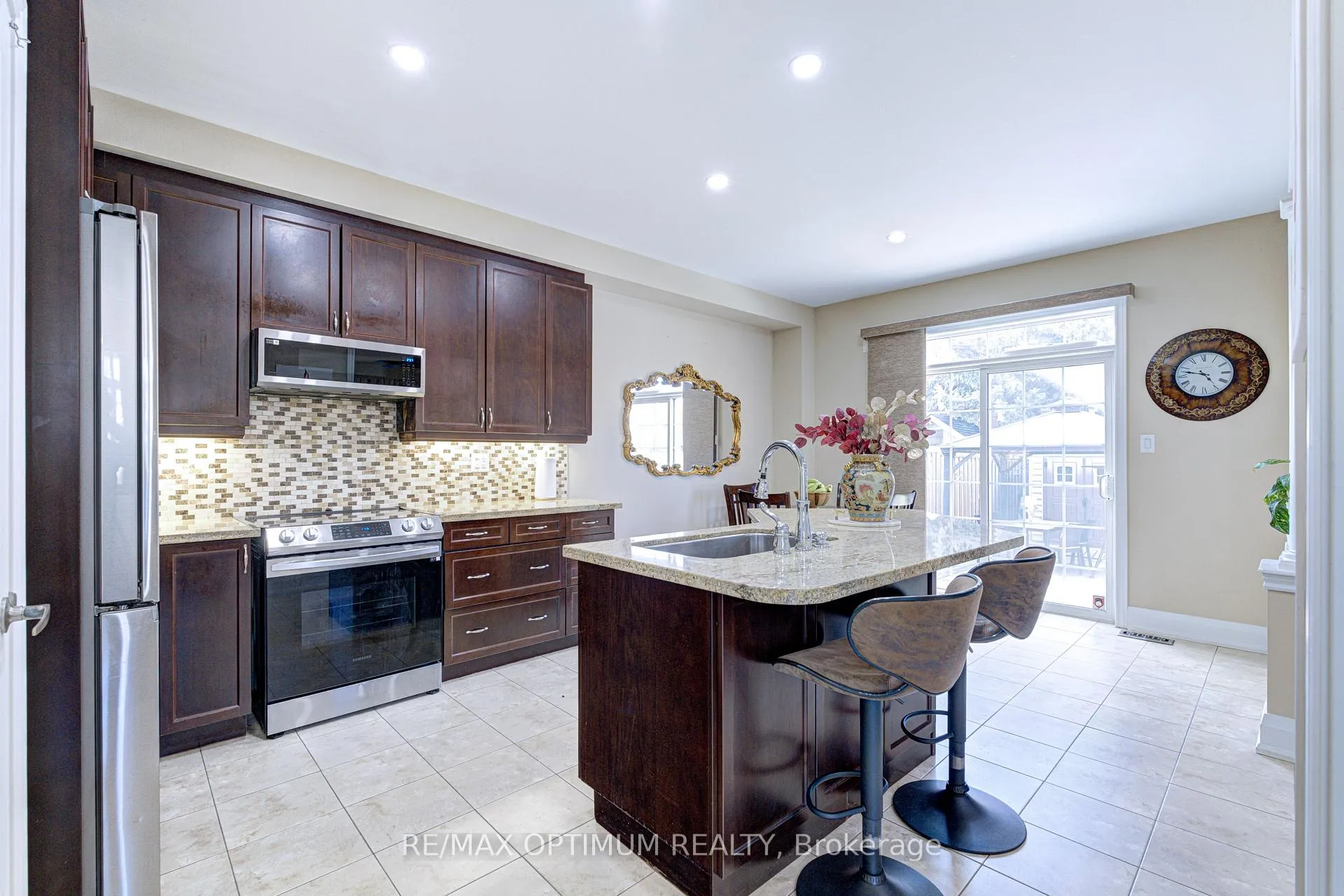 Photo 10 of 169 Barber Drive, Halton Hills, Georgetown — HOMEH