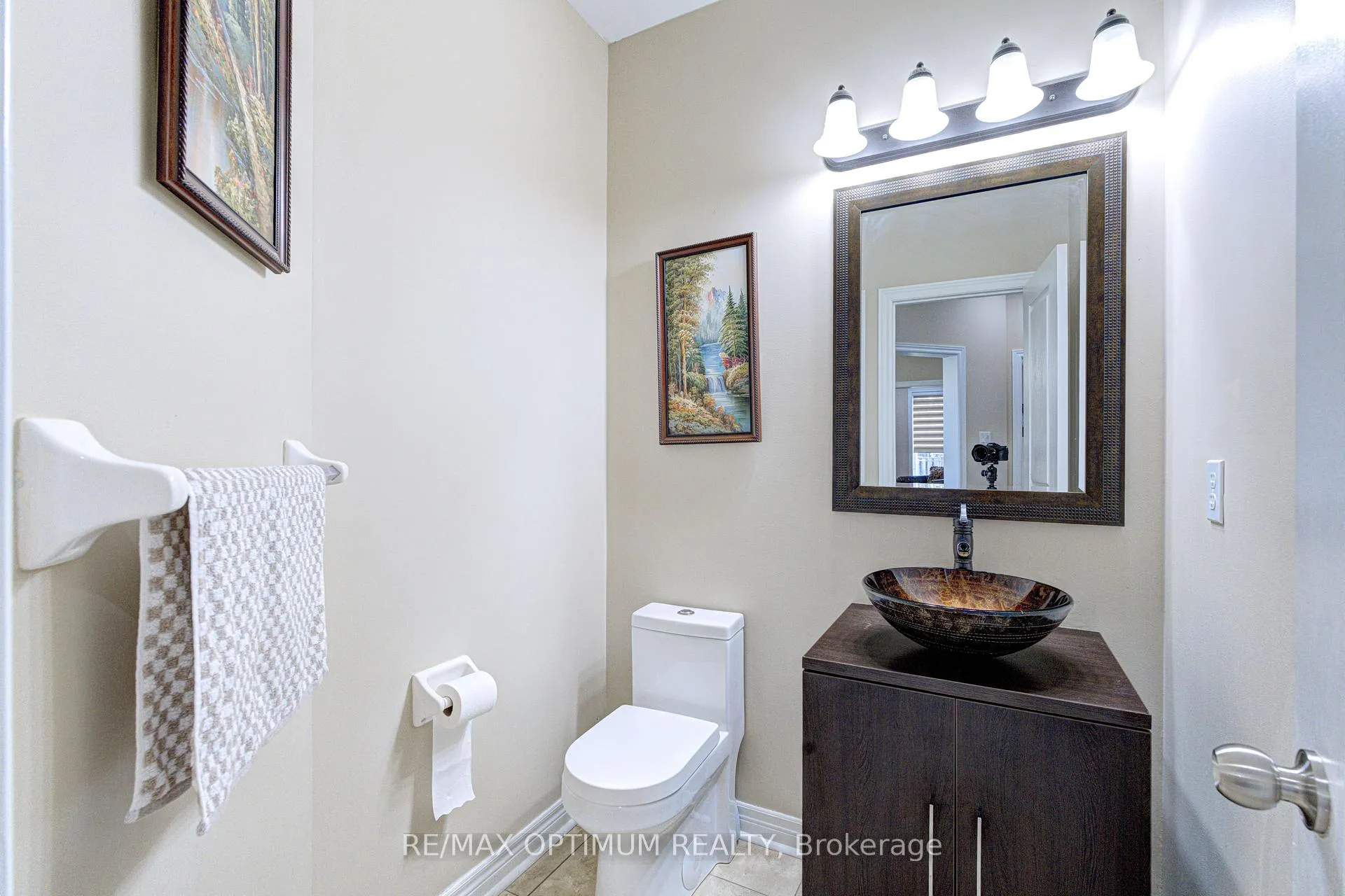 Photo 20 of 169 Barber Drive, Halton Hills, Georgetown — HOMEH