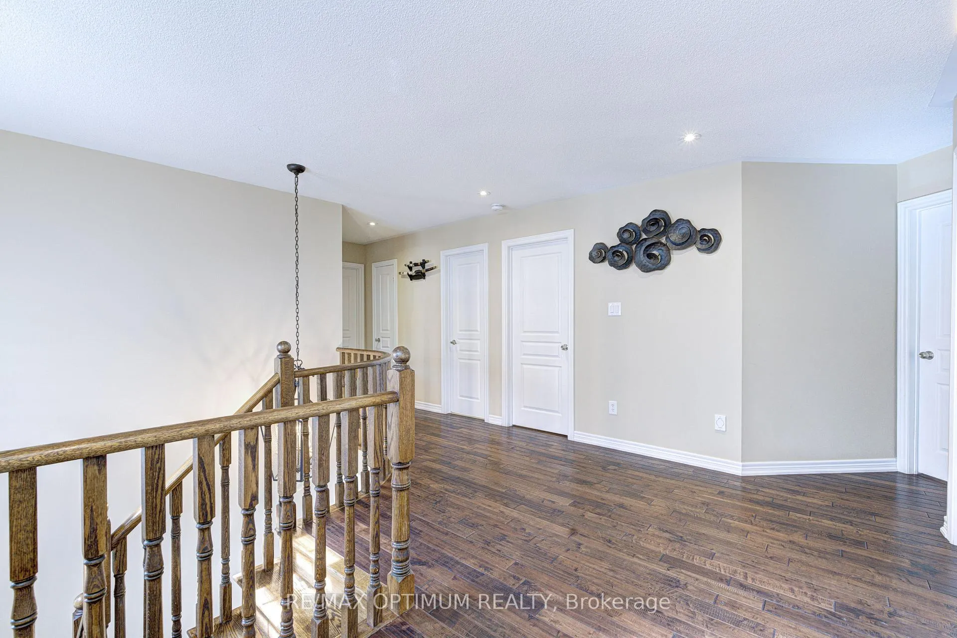 Photo 35 of 169 Barber Drive, Halton Hills, Georgetown — HOMEH