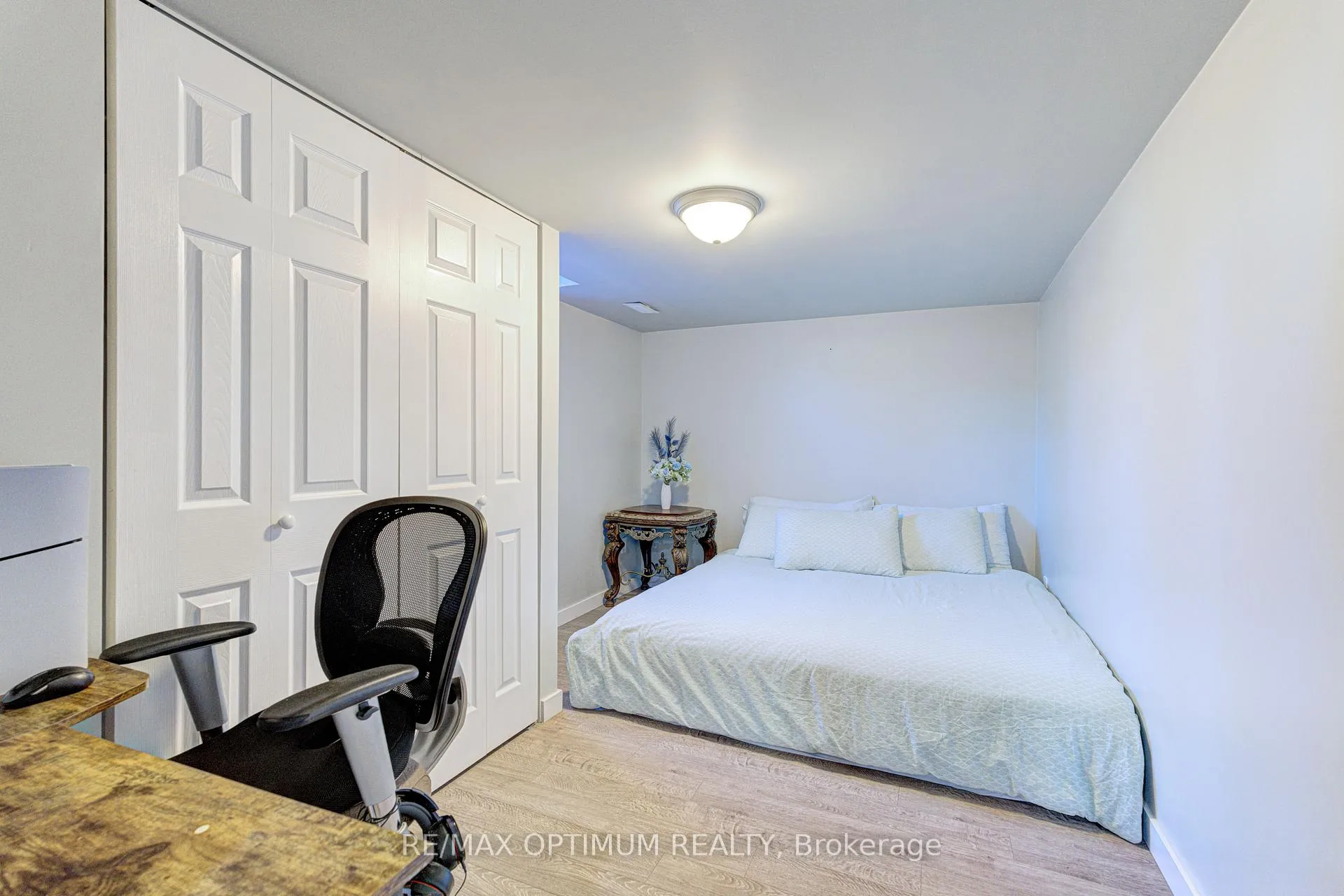 Photo 42 of 169 Barber Drive, Halton Hills, Georgetown — HOMEH