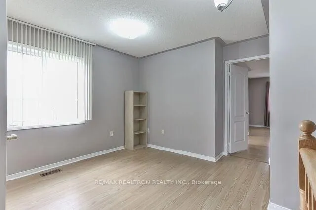 Photo 8 of 20 Forest Run Boulevard, Vaughan, Patterson — HOMEH