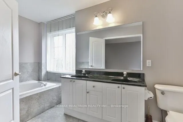 Photo 10 of 20 Forest Run Boulevard, Vaughan, Patterson — HOMEH