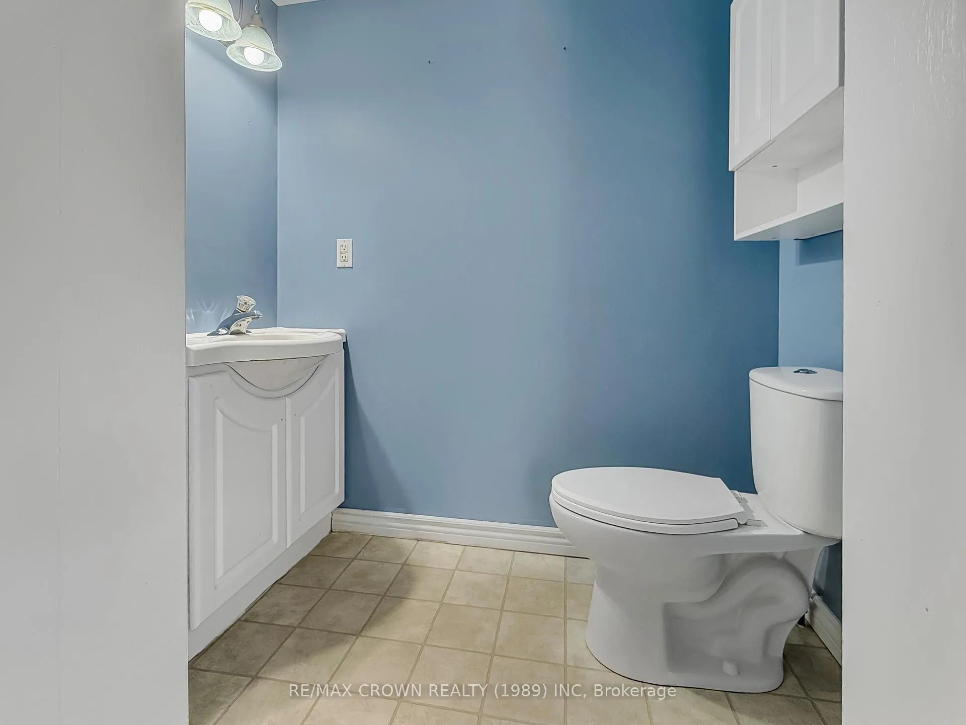Photo 7 of 91 Third Avenue, Hornepayne, West — HOMEH