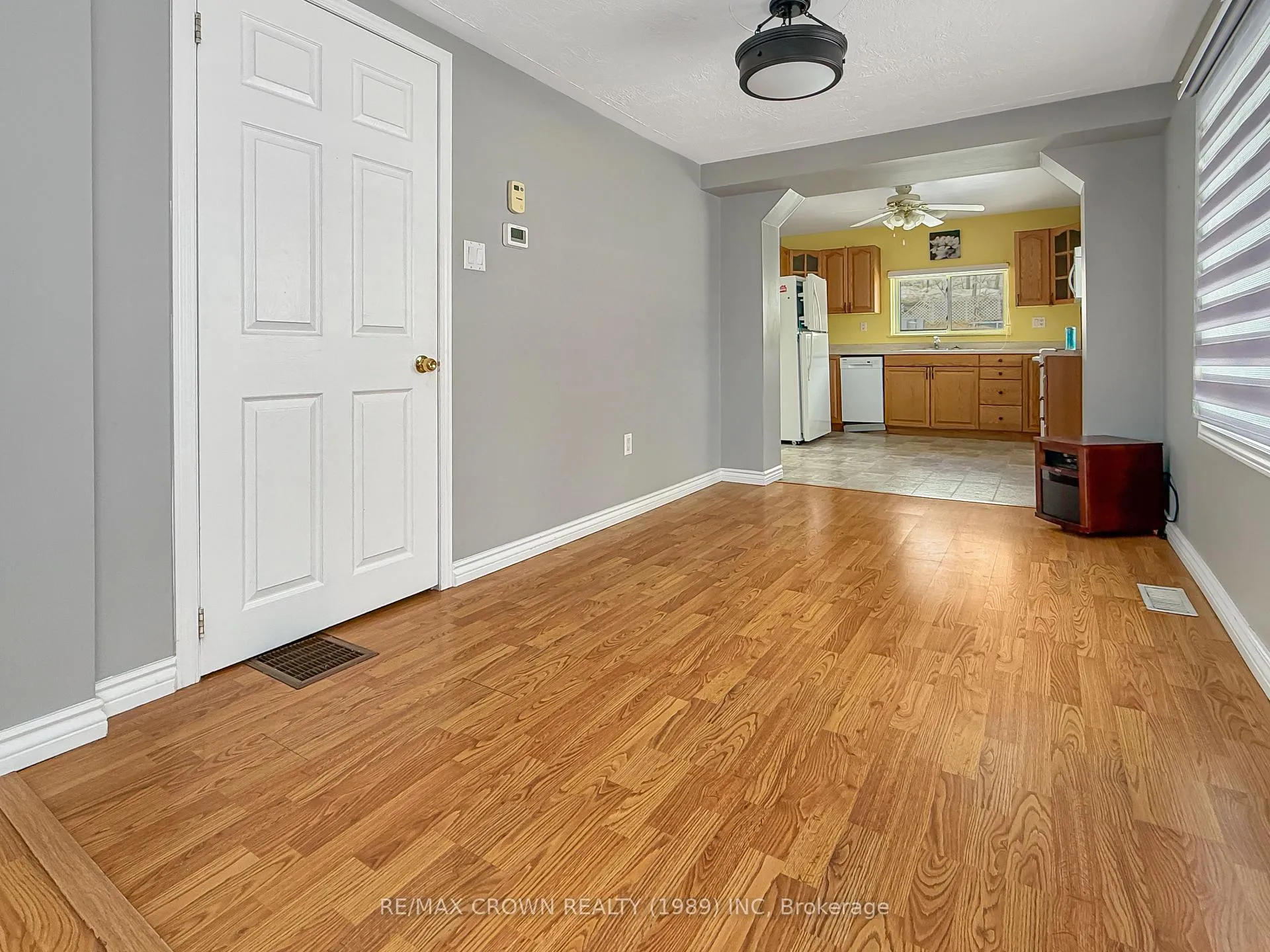 Photo 14 of 91 Third Avenue, Hornepayne, West — HOMEH