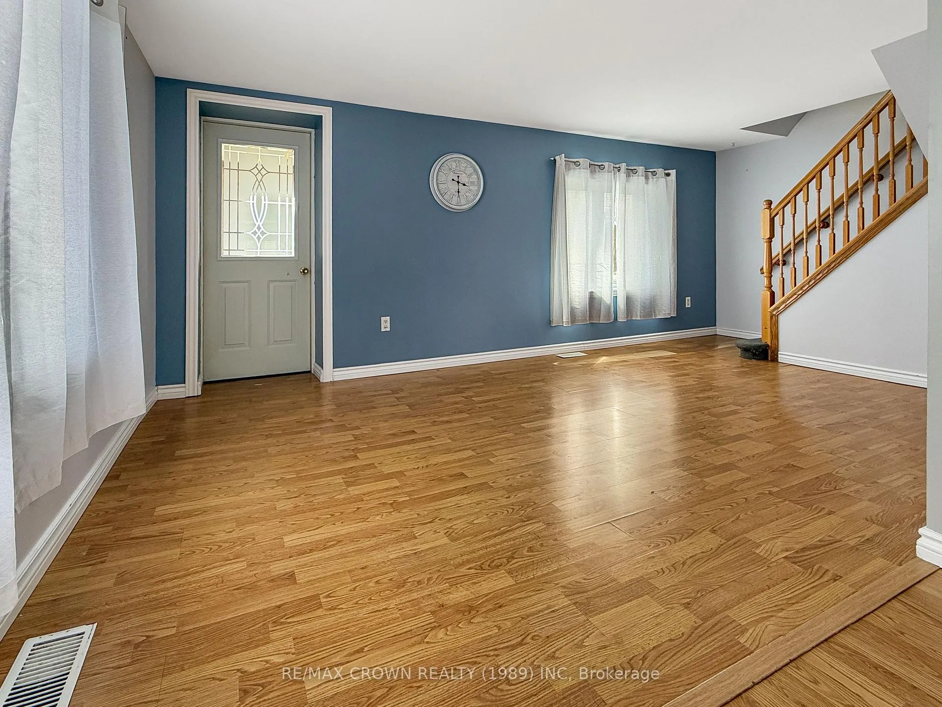 Photo 16 of 91 Third Avenue, Hornepayne, West — HOMEH