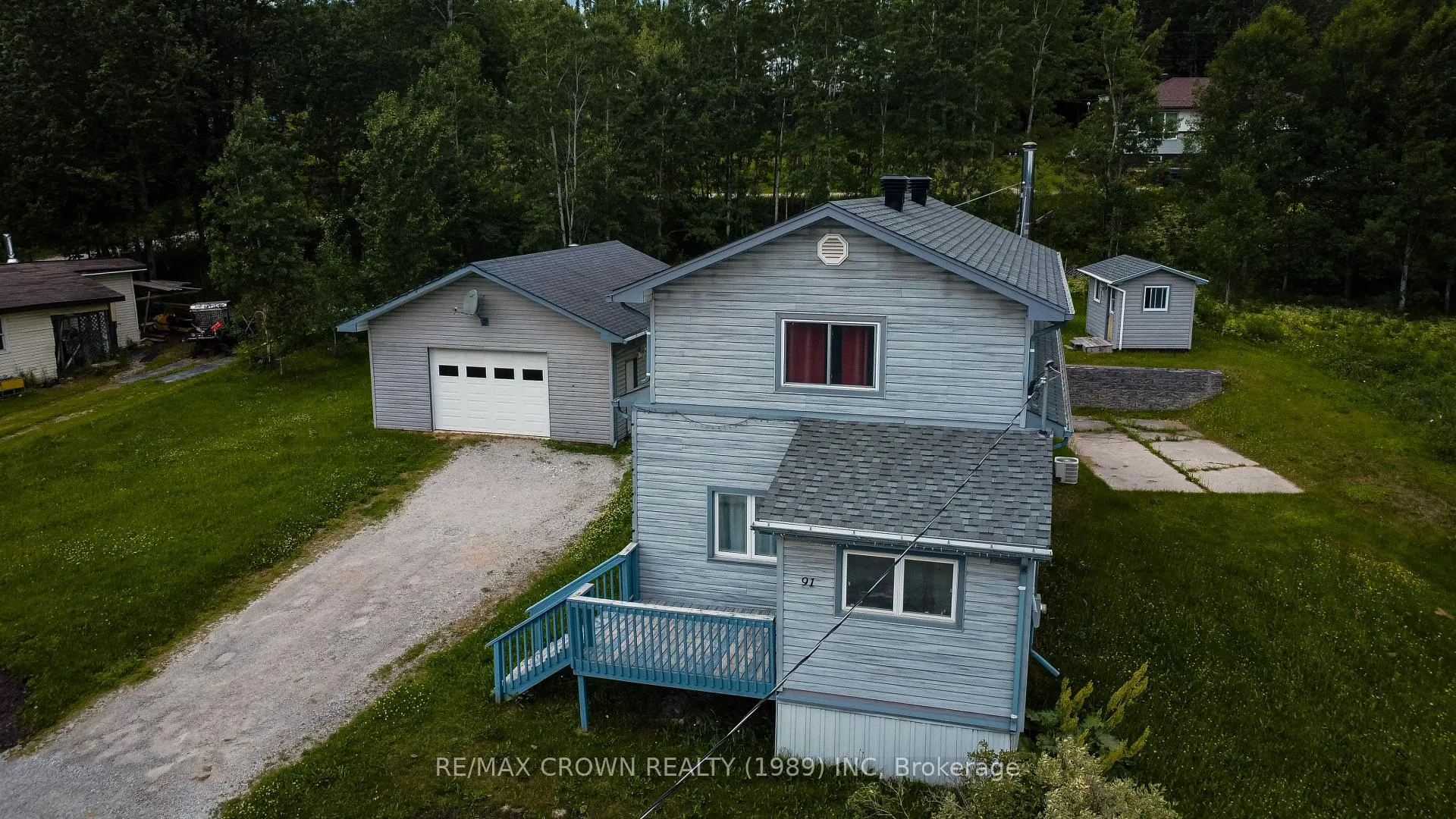 Photo 2 of 91 Third Avenue, Hornepayne, West — HOMEH