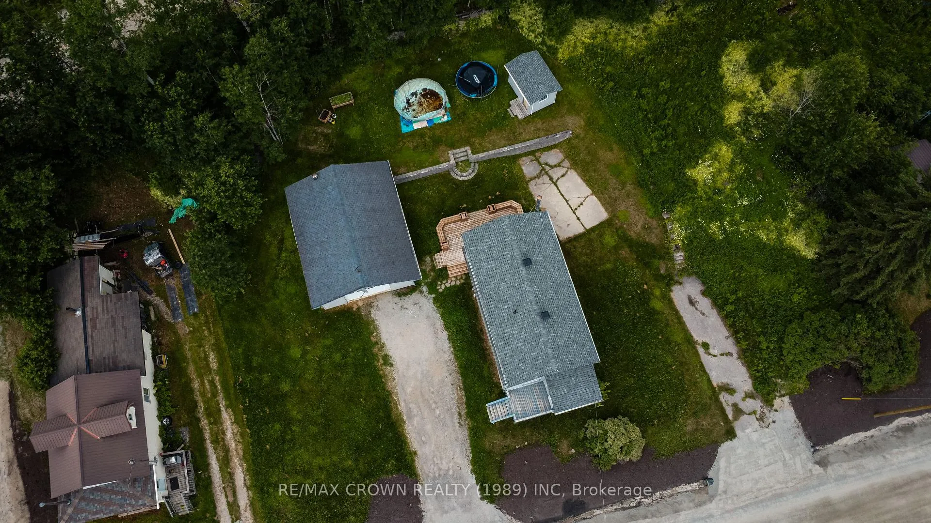 Photo 5 of 91 Third Avenue, Hornepayne, West — HOMEH