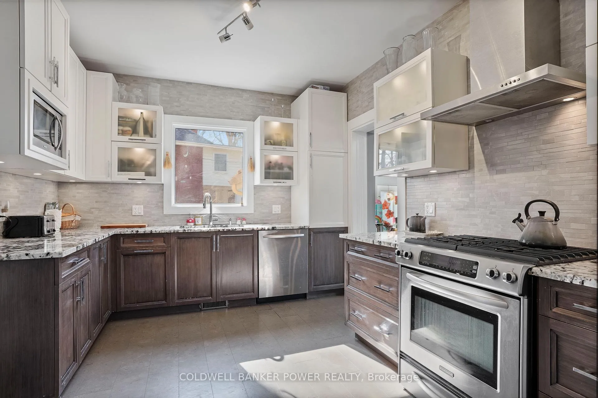 Photo 14 of 357 Wortley Road, London, South G — HOMEH