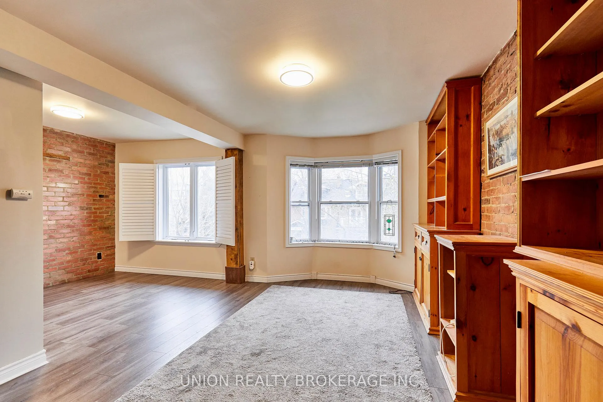 Photo 6 of 92 Dixon Avenue, Toronto, The Beaches — HOMEH