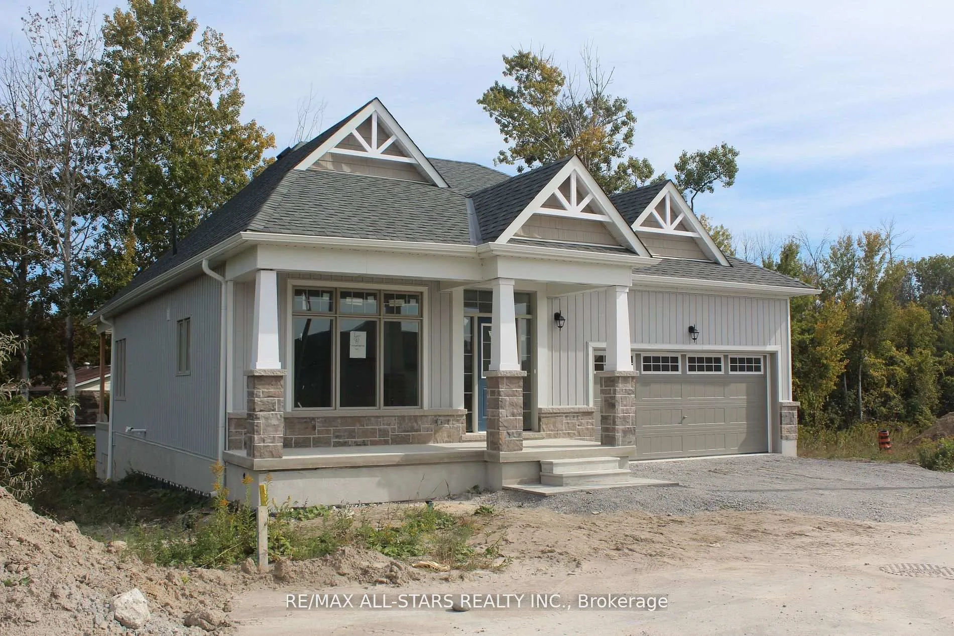 Photo 3 of 38 Shelson Place, Georgina, Sutton & Jackson's Point — HOMEH