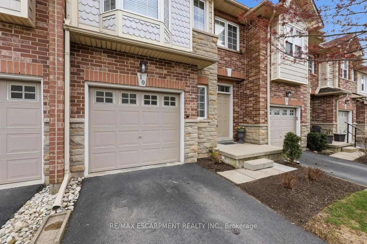Photo 2 of Unit 4, 10 Liddycoat Lane, Hamilton, Ancaster — HOMEH