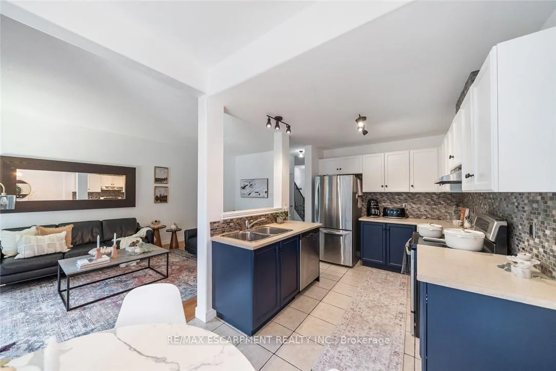 Photo 16 of Unit 4, 10 Liddycoat Lane, Hamilton, Ancaster — HOMEH