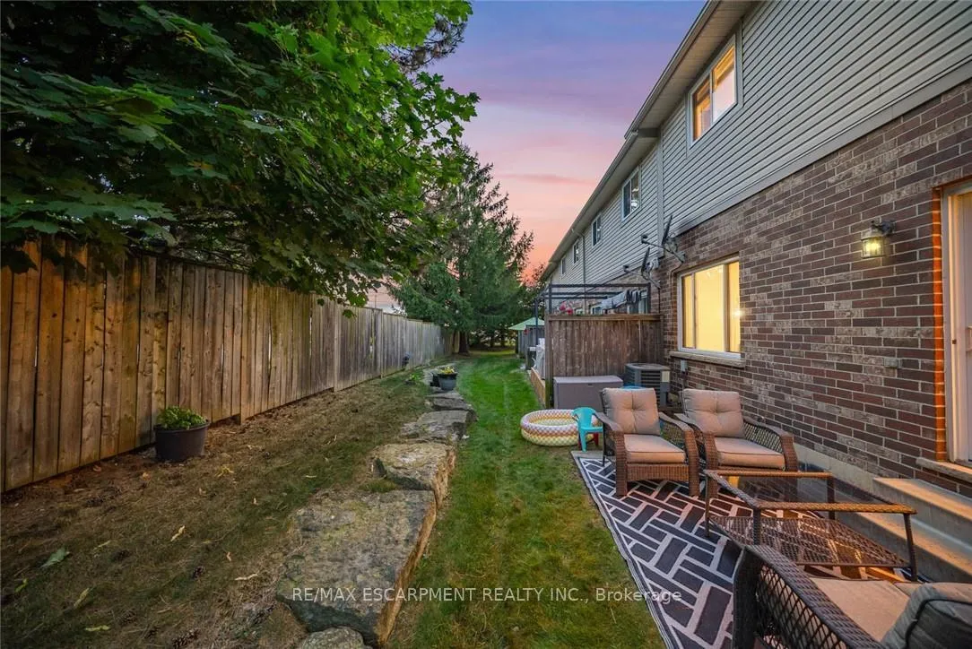 Photo 43 of Unit 4, 10 Liddycoat Lane, Hamilton, Ancaster — HOMEH