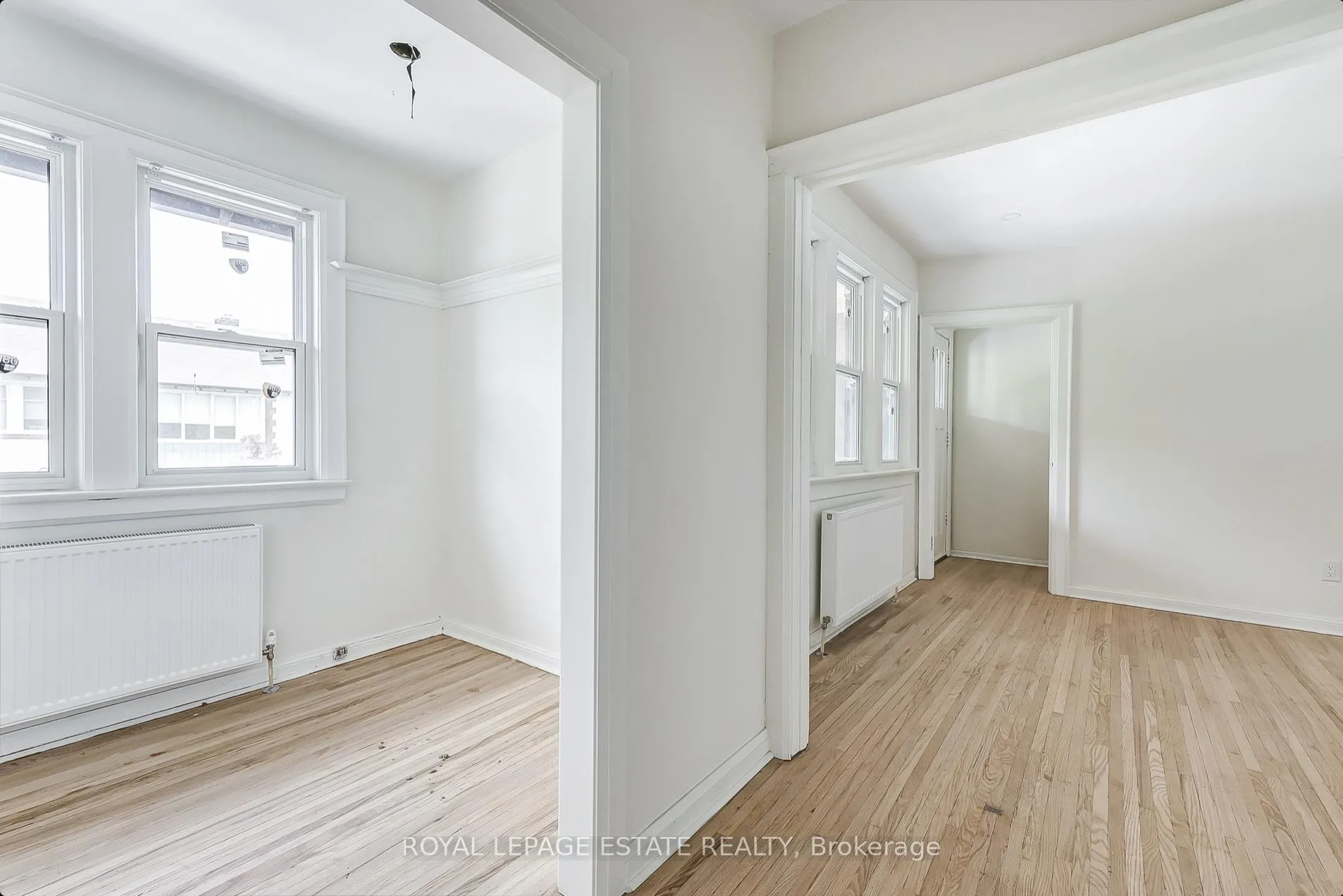 Photo 24 of 44 Wineva Avenue, Toronto, The Beaches — HOMEH