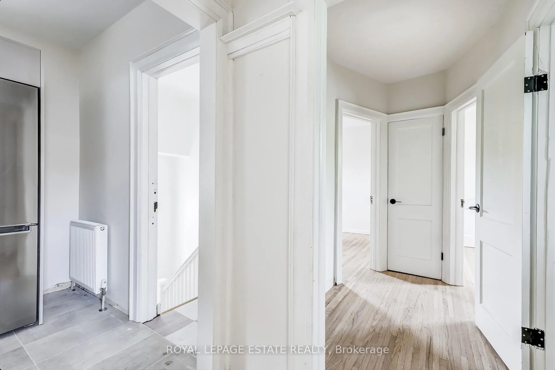 Photo 26 of 44 Wineva Avenue, Toronto, The Beaches — HOMEH