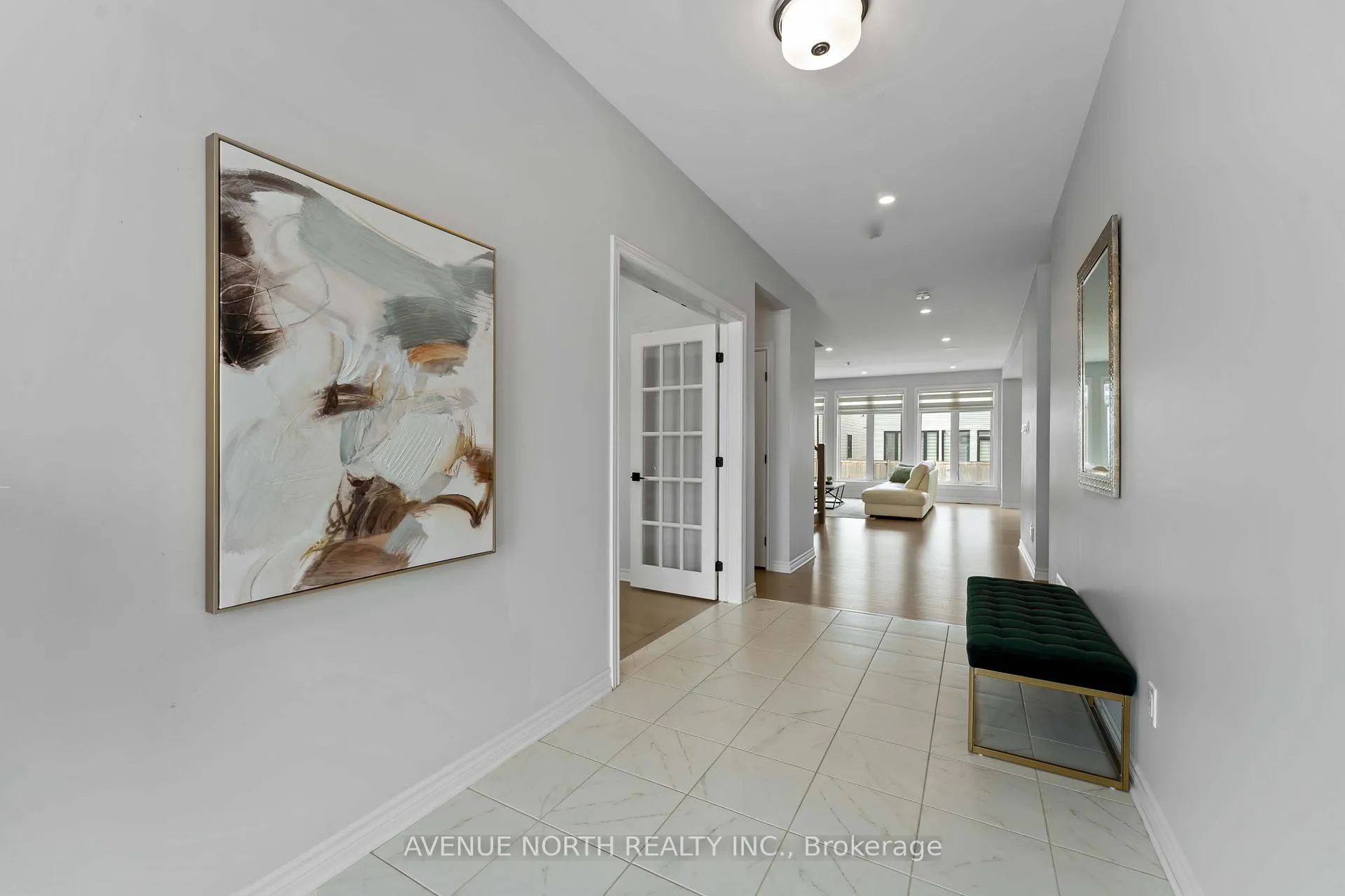 Photo 4 of 711 Moonflower Crescent, Ottawa, Blossom Park/Kemp Park/Findlay Creek — HOMEH