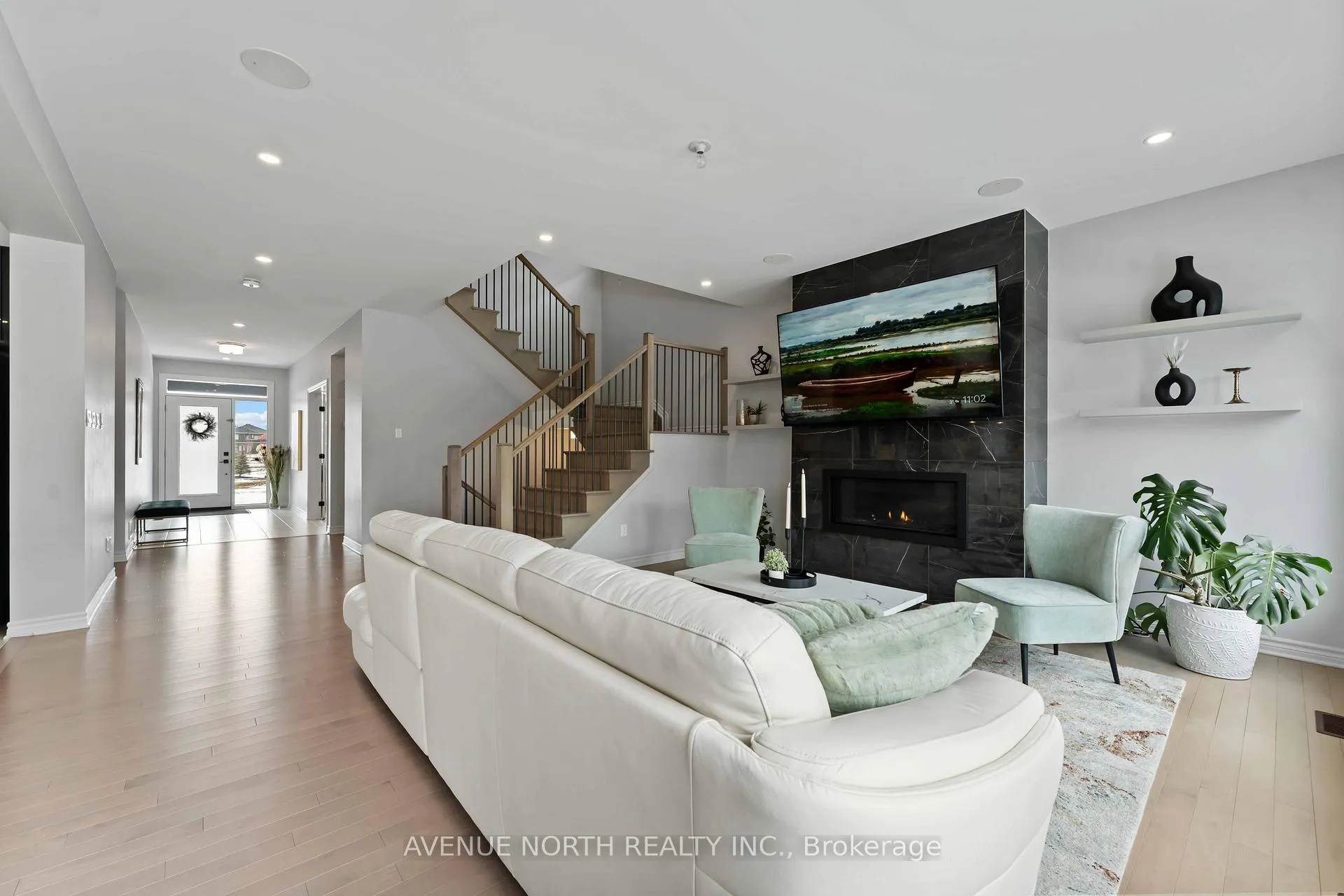Photo 7 of 711 Moonflower Crescent, Ottawa, Blossom Park/Kemp Park/Findlay Creek — HOMEH
