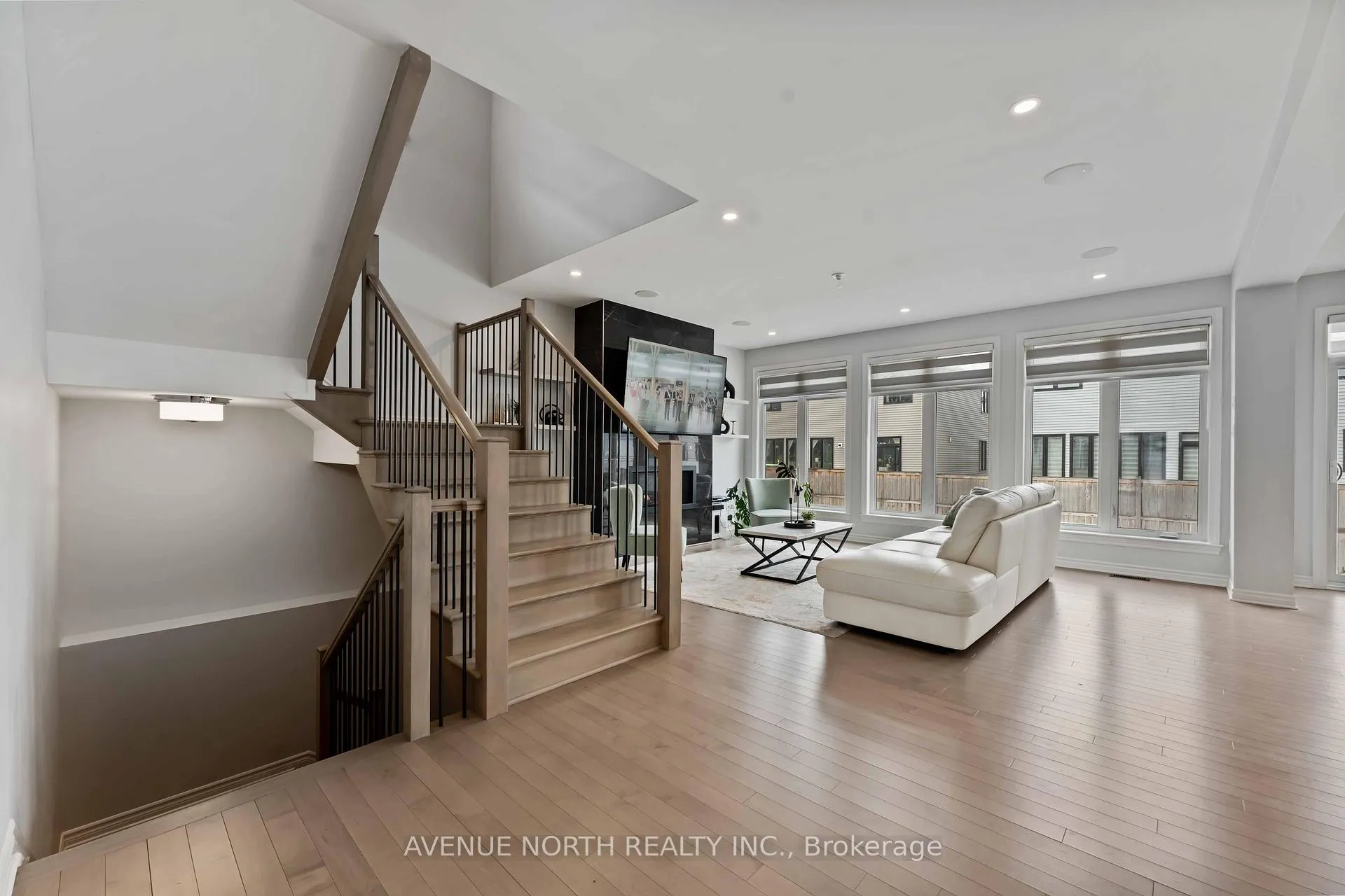 Photo 21 of 711 Moonflower Crescent, Ottawa, Blossom Park/Kemp Park/Findlay Creek — HOMEH