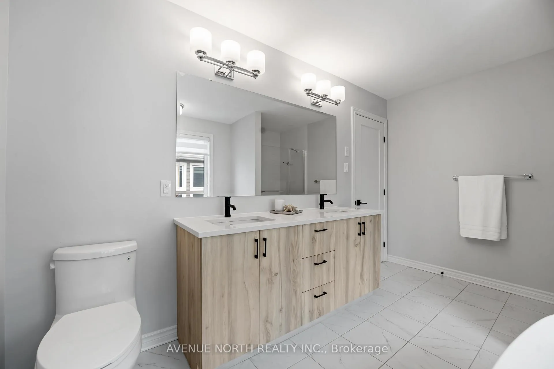 Photo 25 of 711 Moonflower Crescent, Ottawa, Blossom Park/Kemp Park/Findlay Creek — HOMEH