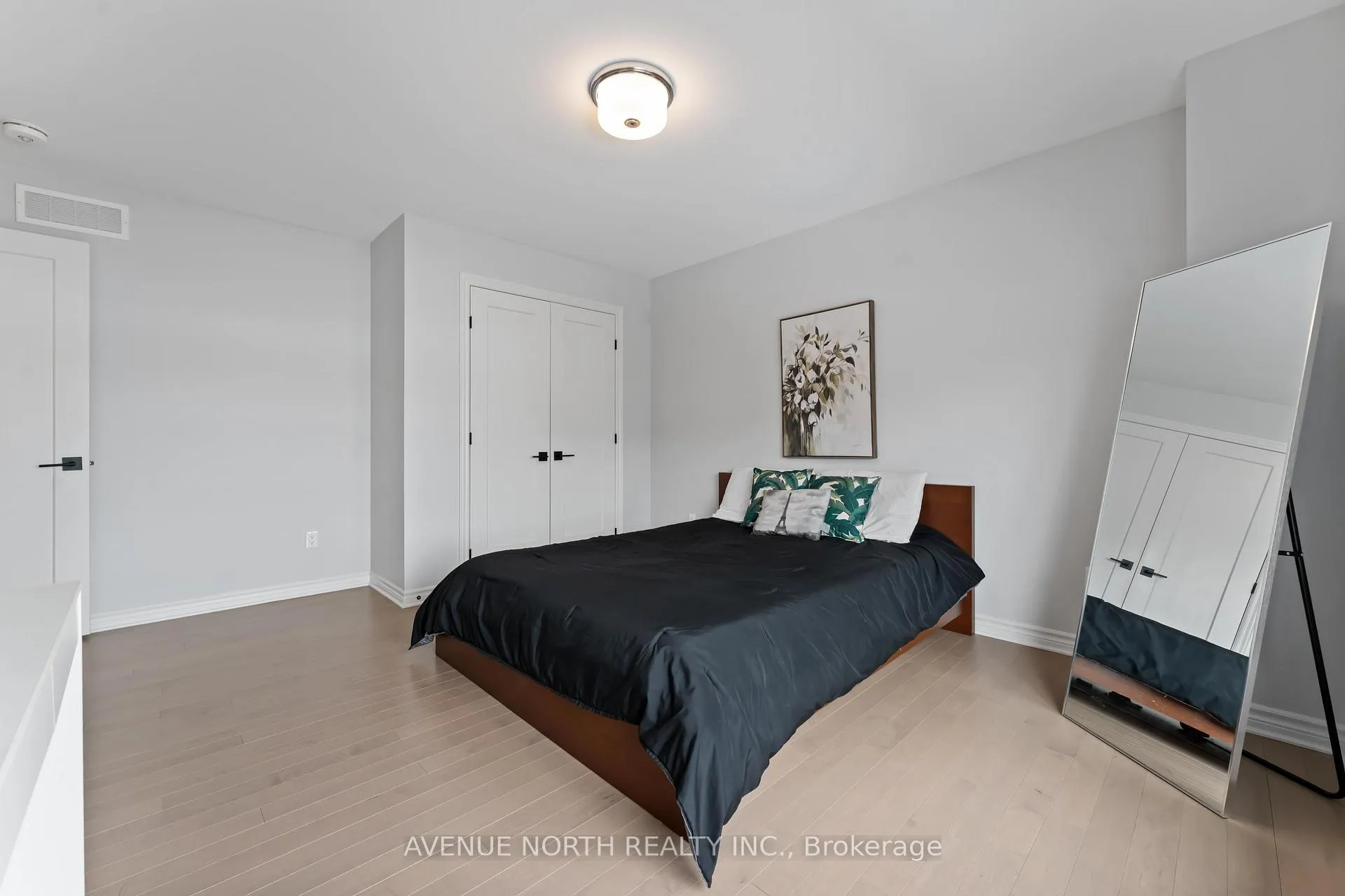 Photo 31 of 711 Moonflower Crescent, Ottawa, Blossom Park/Kemp Park/Findlay Creek — HOMEH