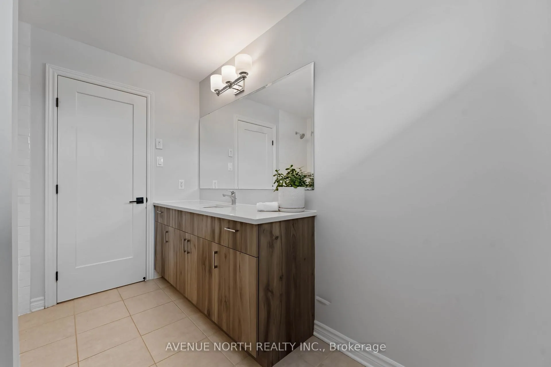 Photo 32 of 711 Moonflower Crescent, Ottawa, Blossom Park/Kemp Park/Findlay Creek — HOMEH