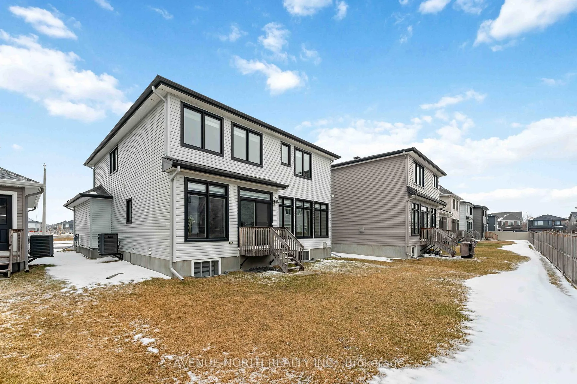 Photo 43 of 711 Moonflower Crescent, Ottawa, Blossom Park/Kemp Park/Findlay Creek — HOMEH