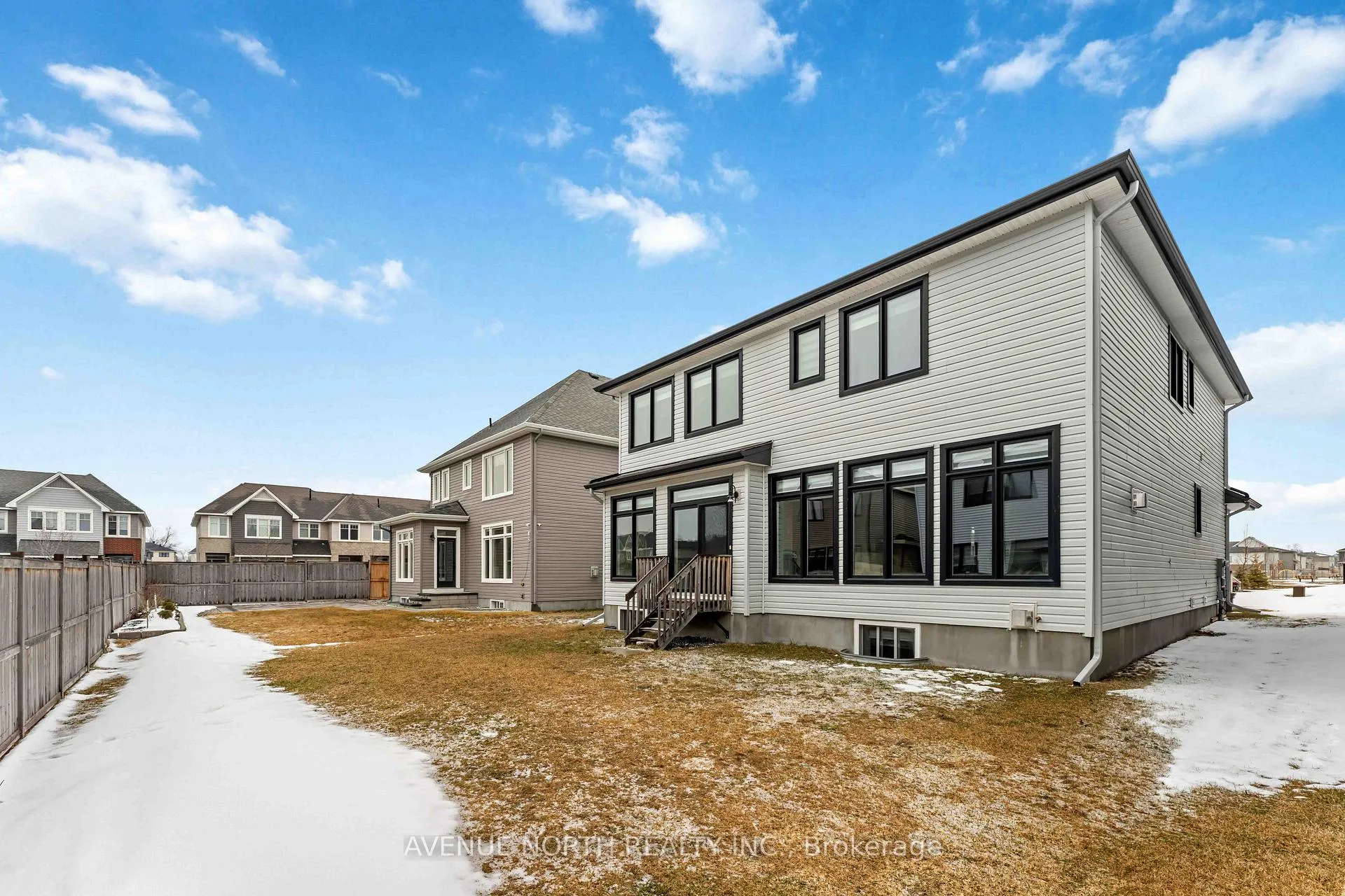 Photo 45 of 711 Moonflower Crescent, Ottawa, Blossom Park/Kemp Park/Findlay Creek — HOMEH