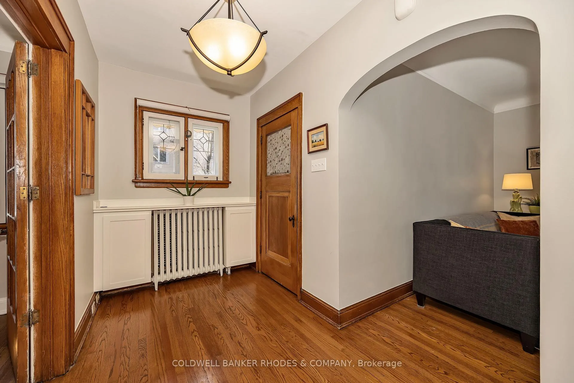 Photo 3 of 592 Besserer Street, Ottawa, Sandy Hill — HOMEH