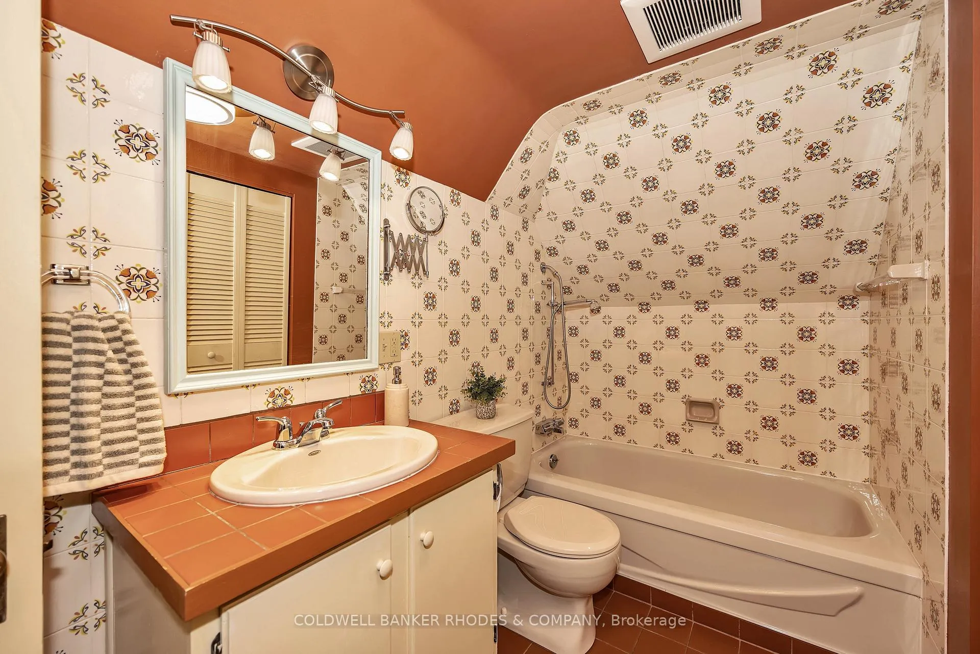 Photo 30 of 592 Besserer Street, Ottawa, Sandy Hill — HOMEH