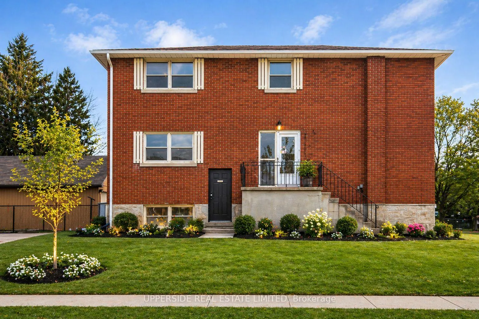 Photo 1 of 7 Balmoral Drive, Kitchener, Westmount - Kitchener — HOMEH